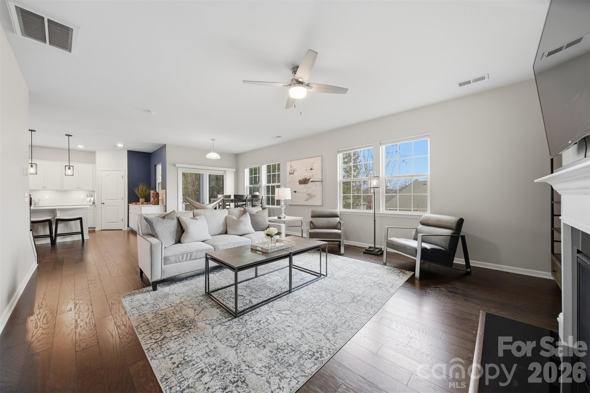 128 W Morehouse Avenue