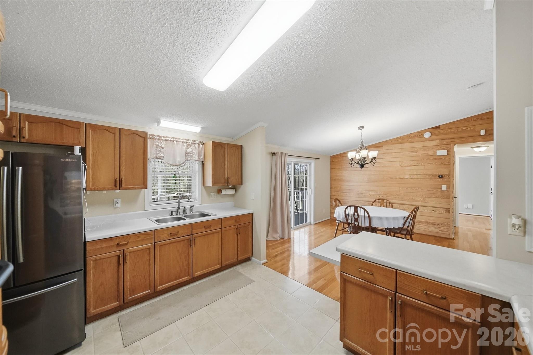 2981 Community Road