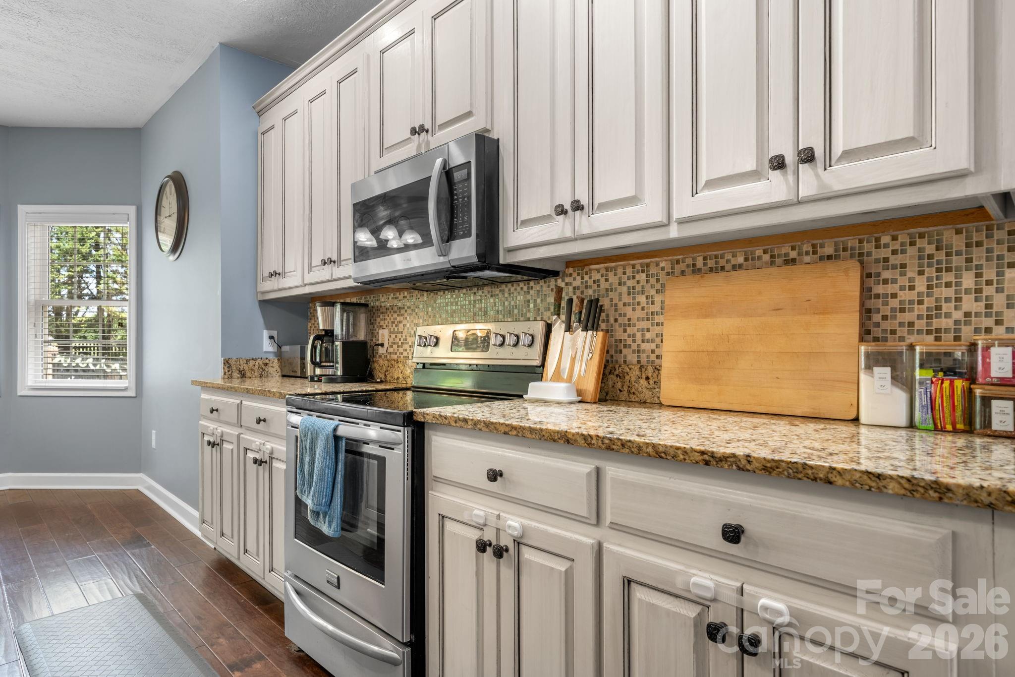 4525 18th Street Lane NE