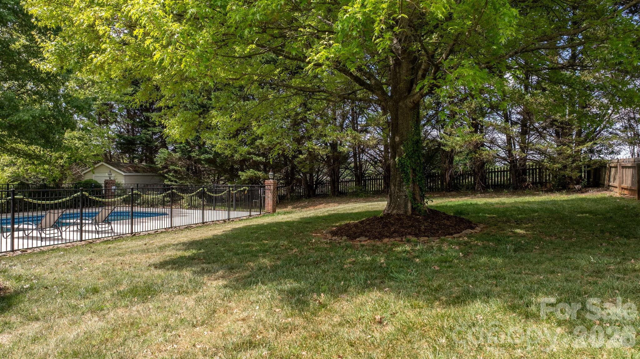 4525 18th Street Lane NE