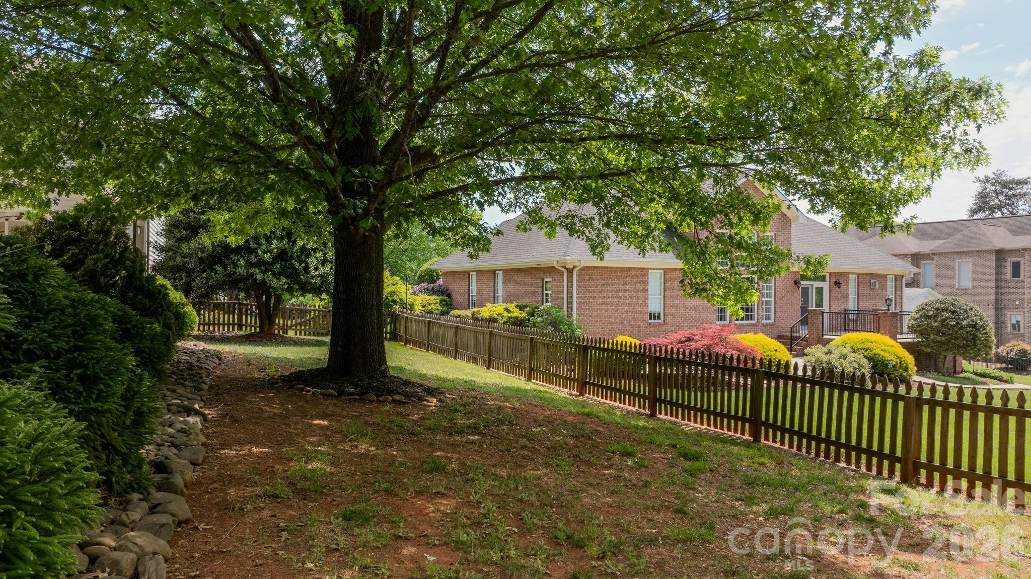 4525 18th Street Lane NE