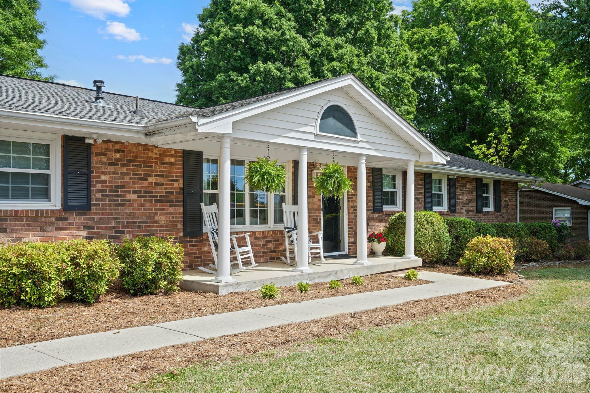 3328 Sulphur Springs Road NE