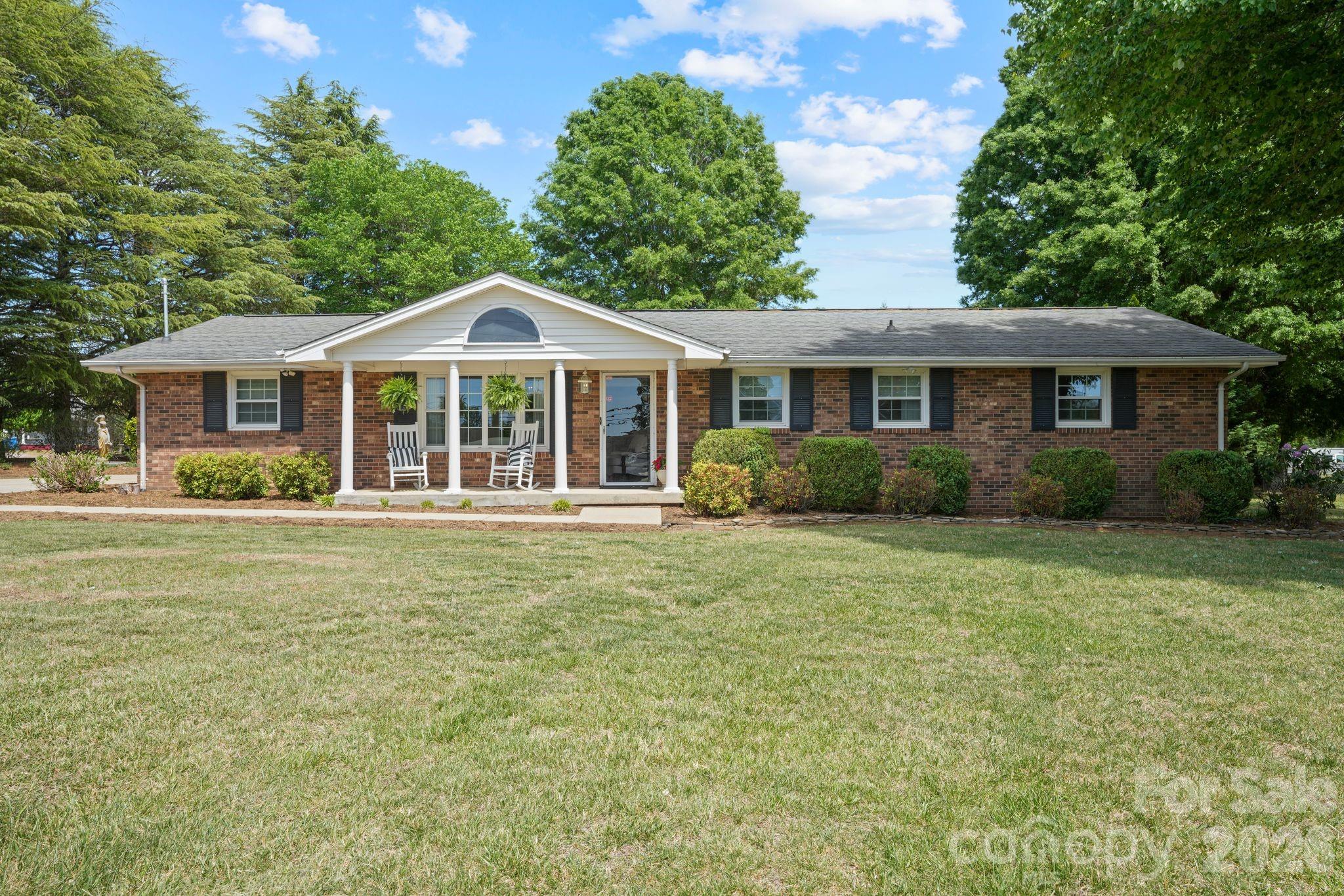 3328 Sulphur Springs Road NE