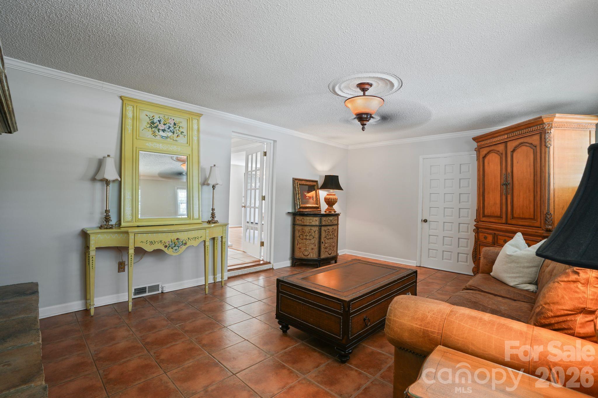 3328 Sulphur Springs Road NE