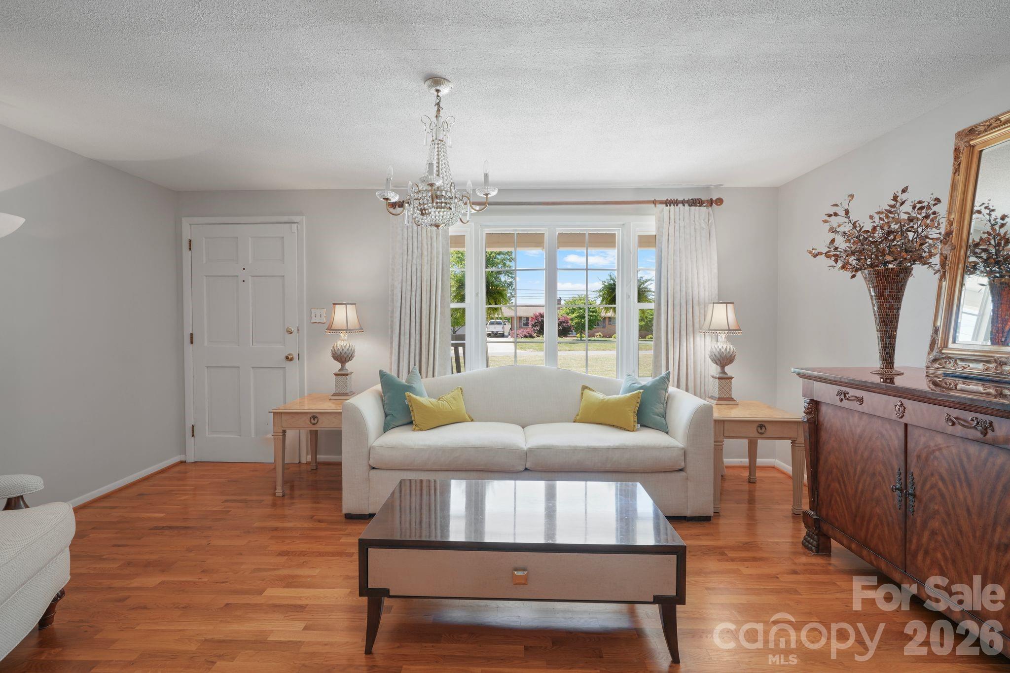 3328 Sulphur Springs Road NE