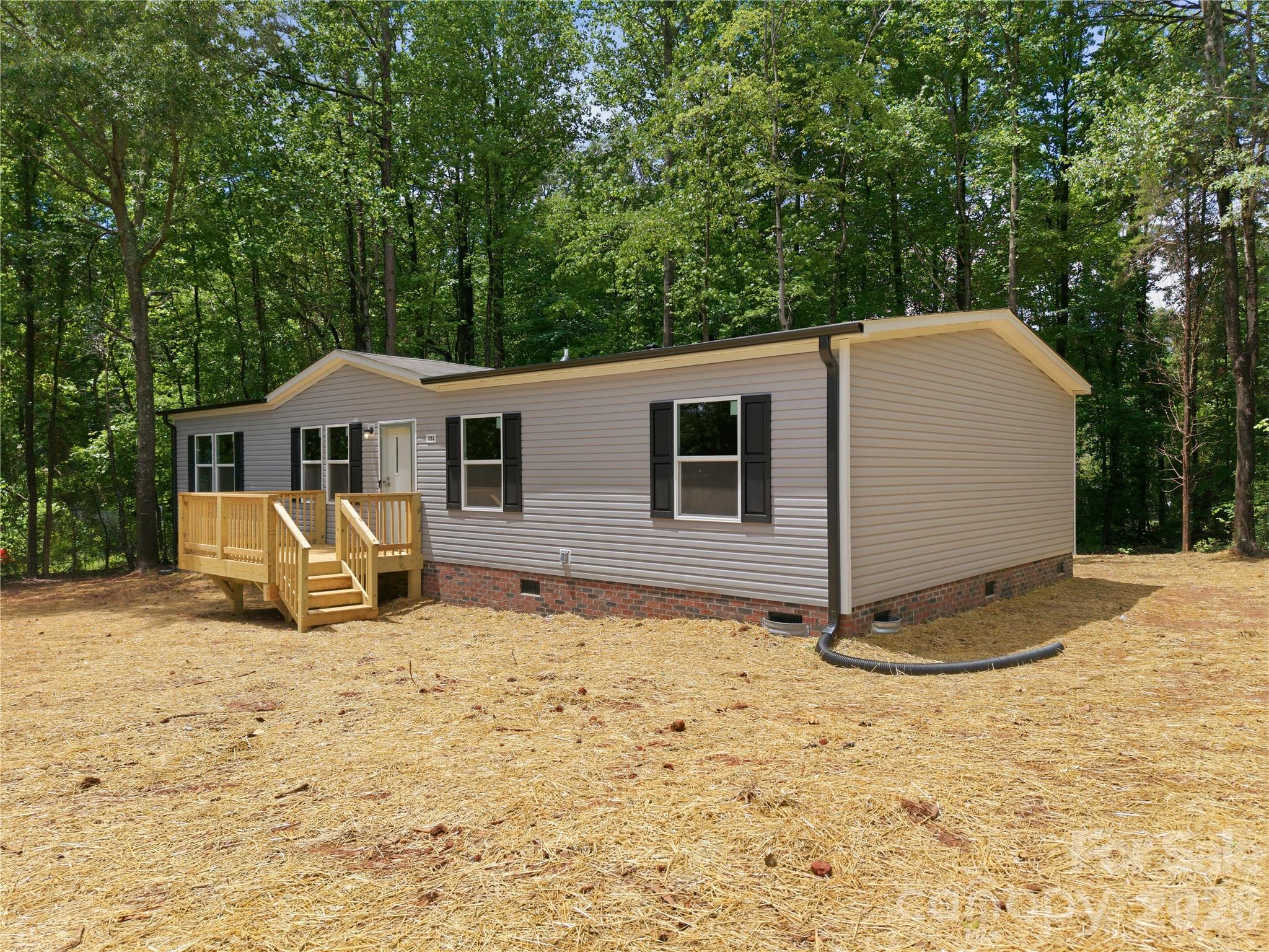 5093 E NC Highway 150