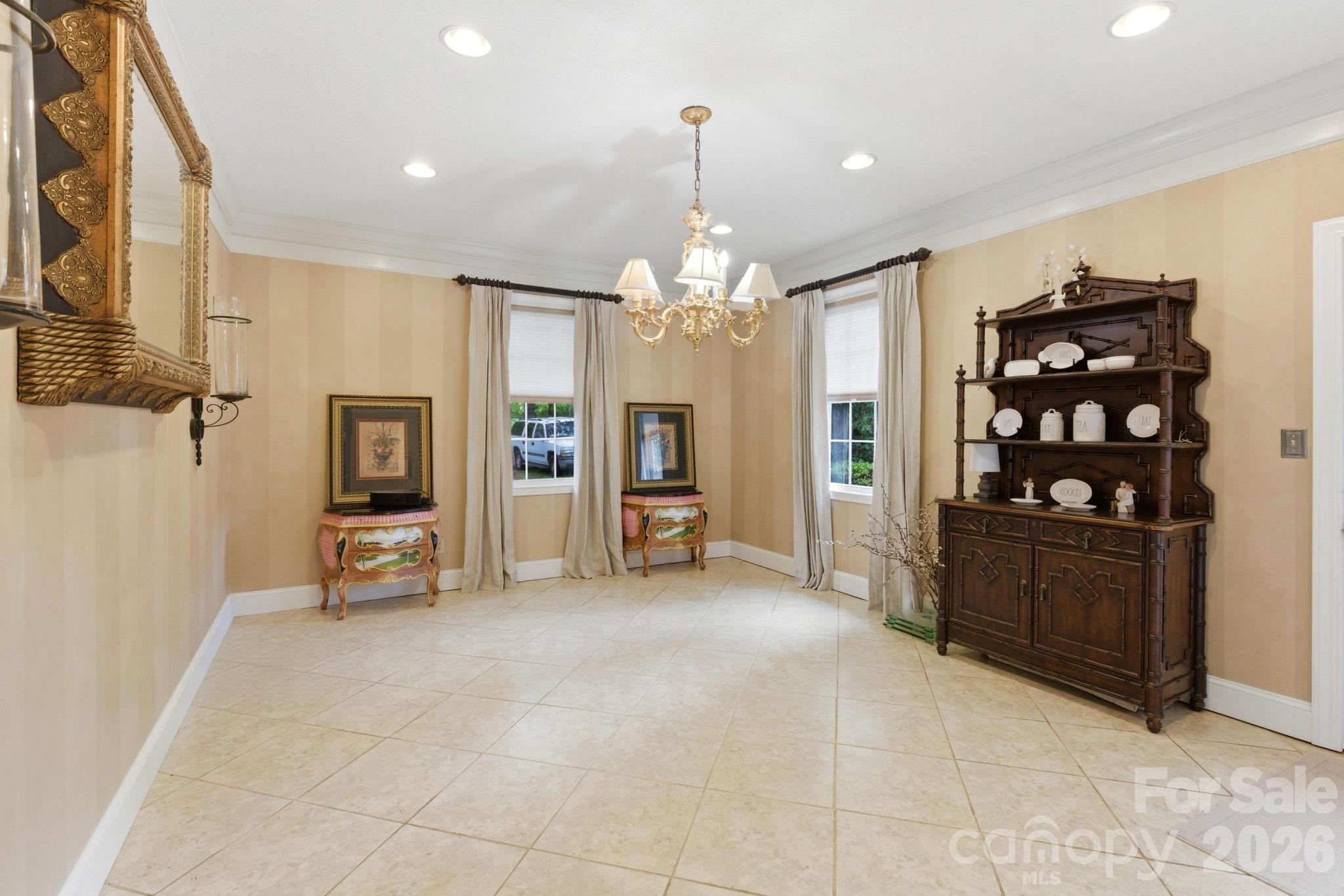 1496 Hardwood Circle