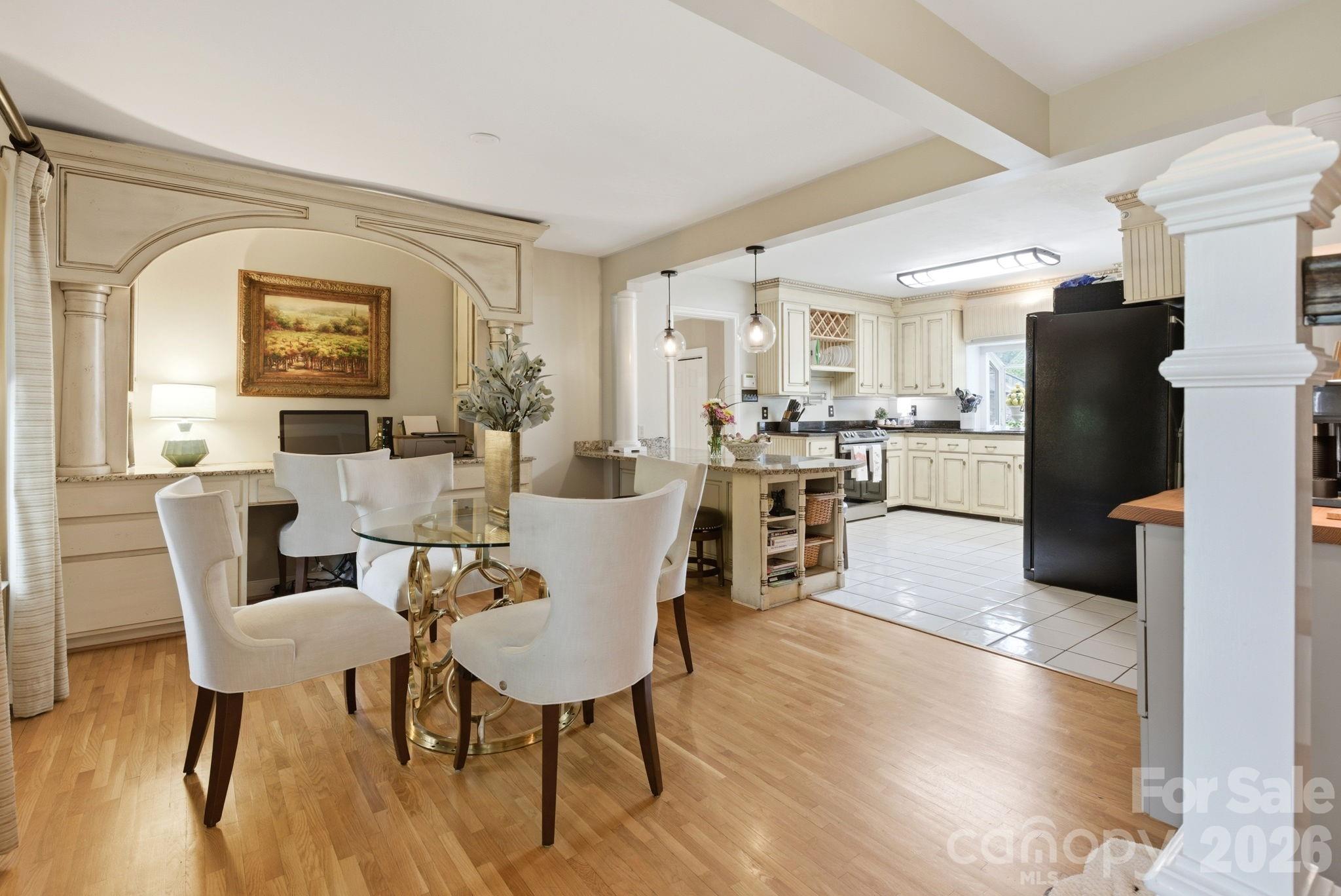 1496 Hardwood Circle