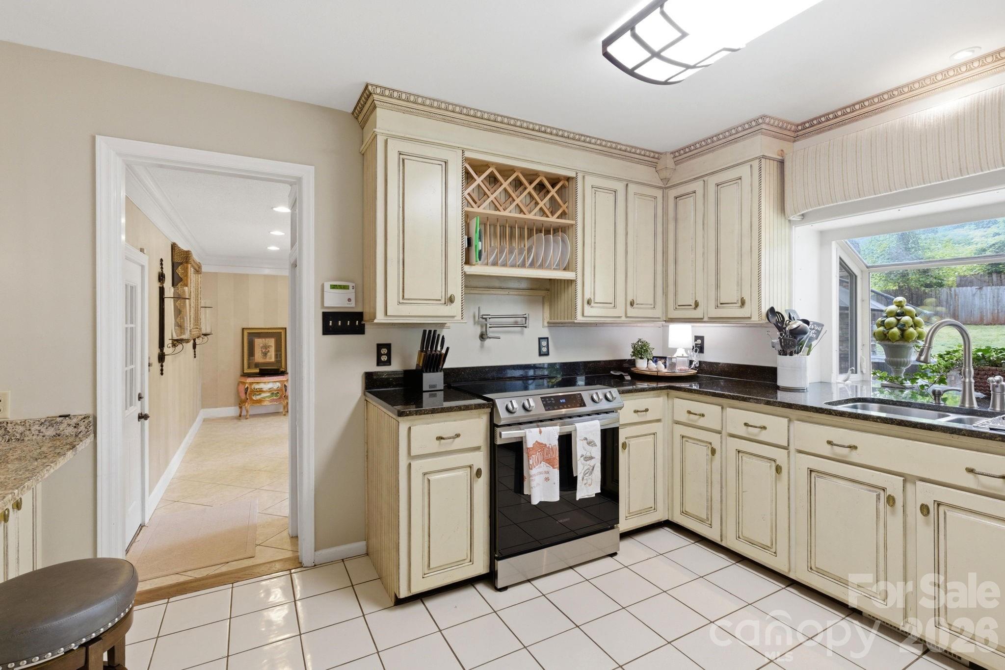 1496 Hardwood Circle
