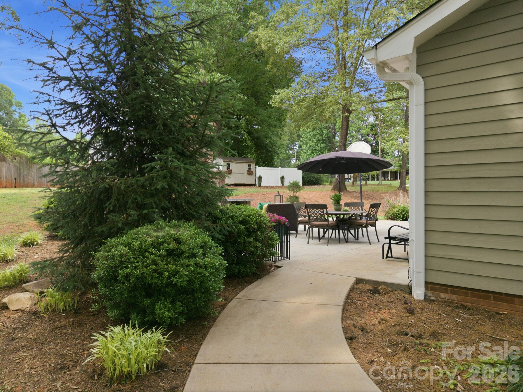 1496 Hardwood Circle