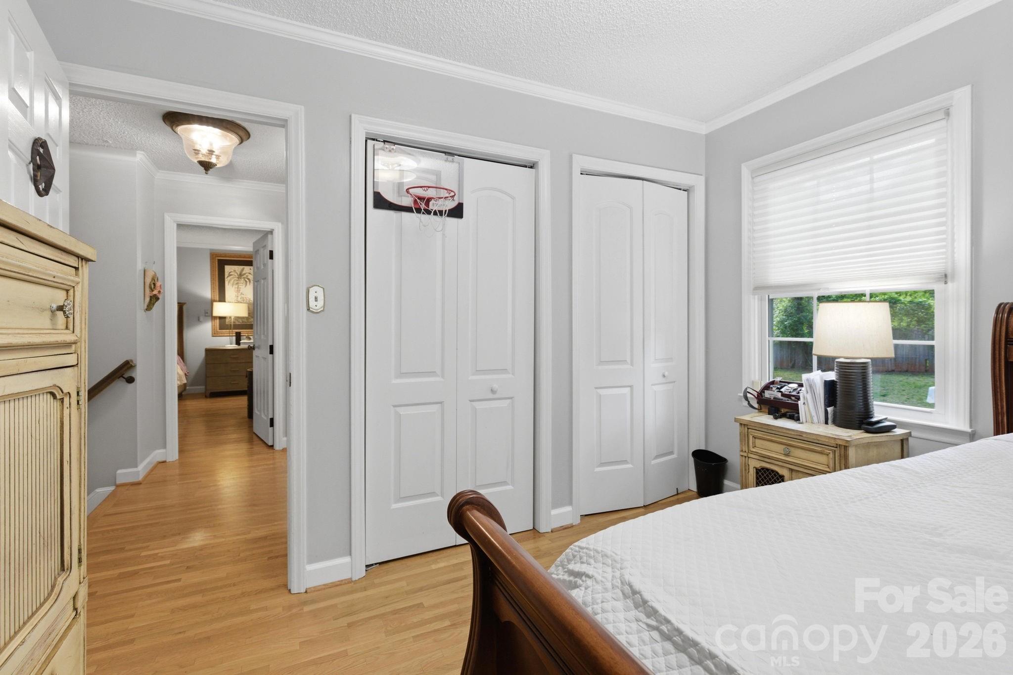 1496 Hardwood Circle