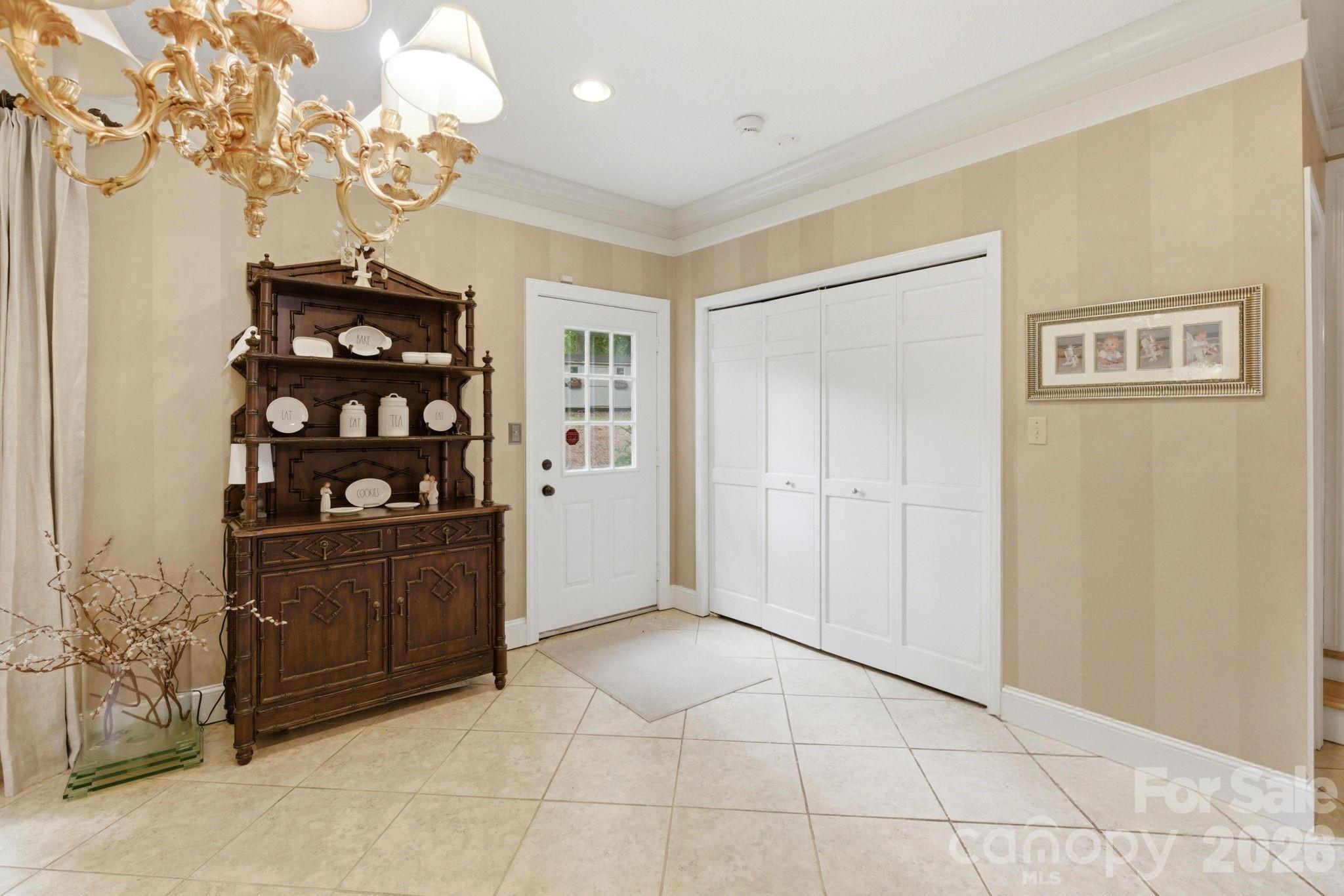 1496 Hardwood Circle