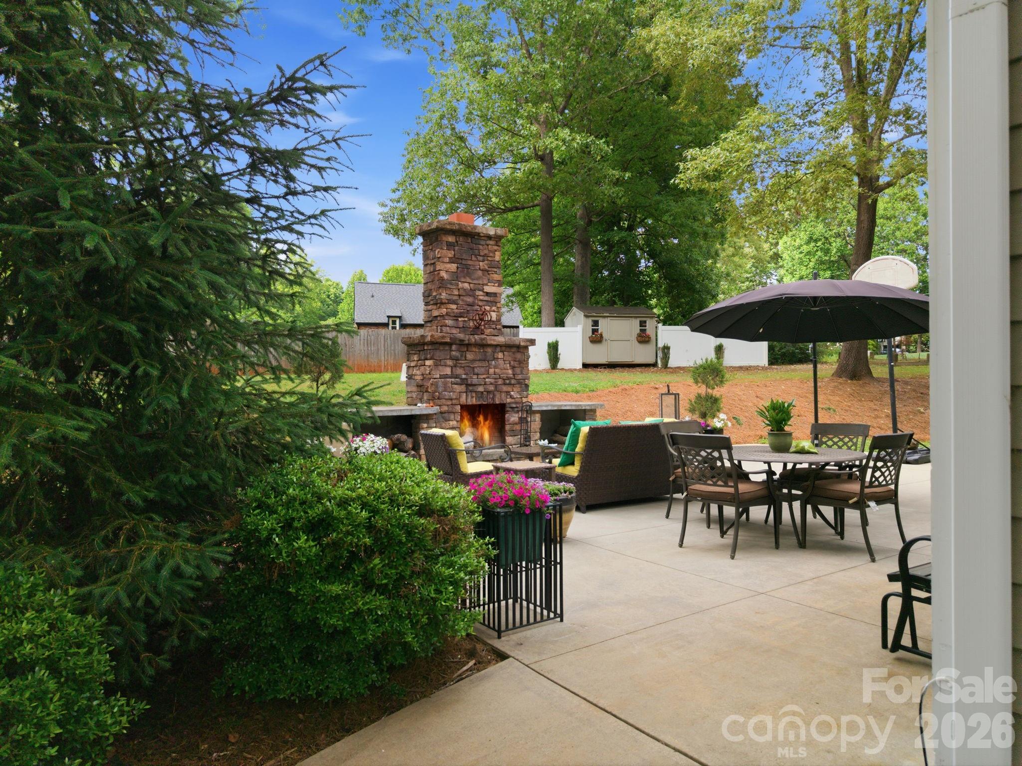 1496 Hardwood Circle