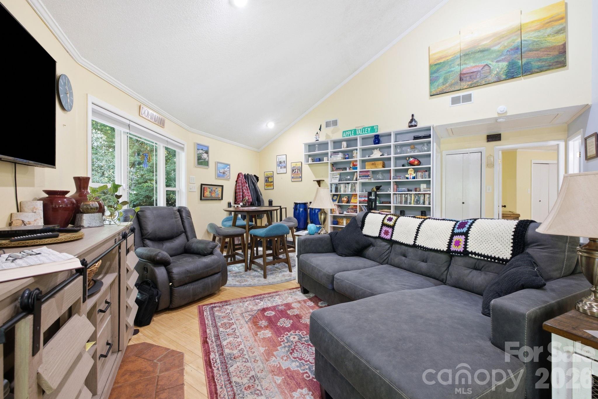 1332 Fairway Drive
