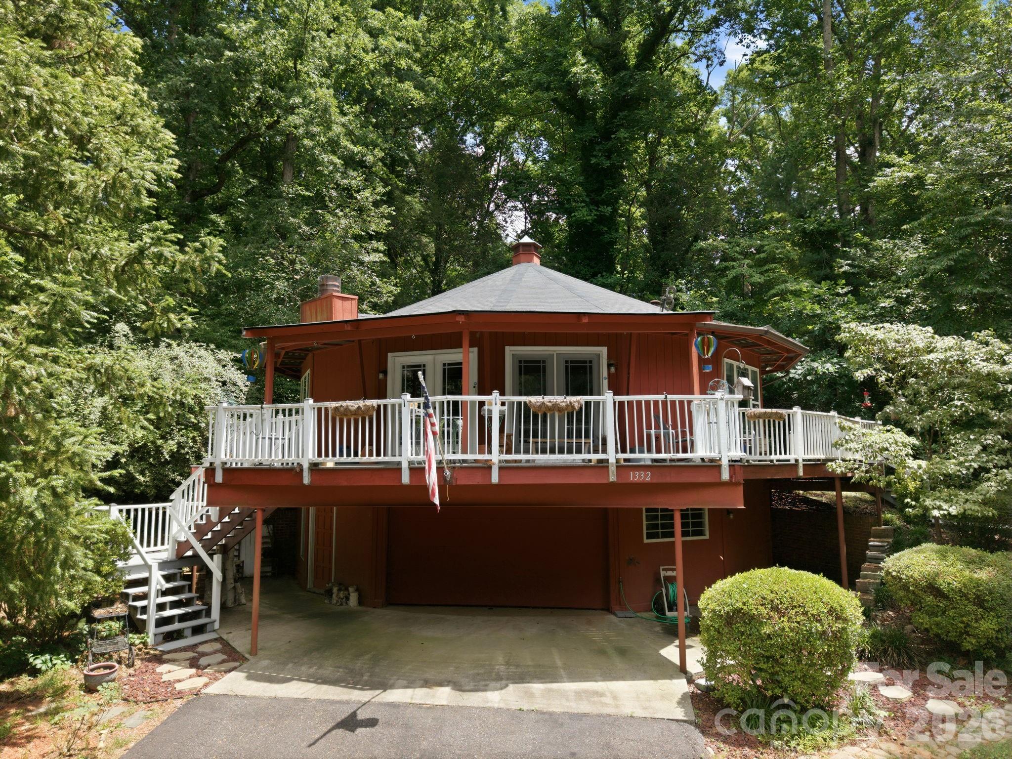 1332 Fairway Drive