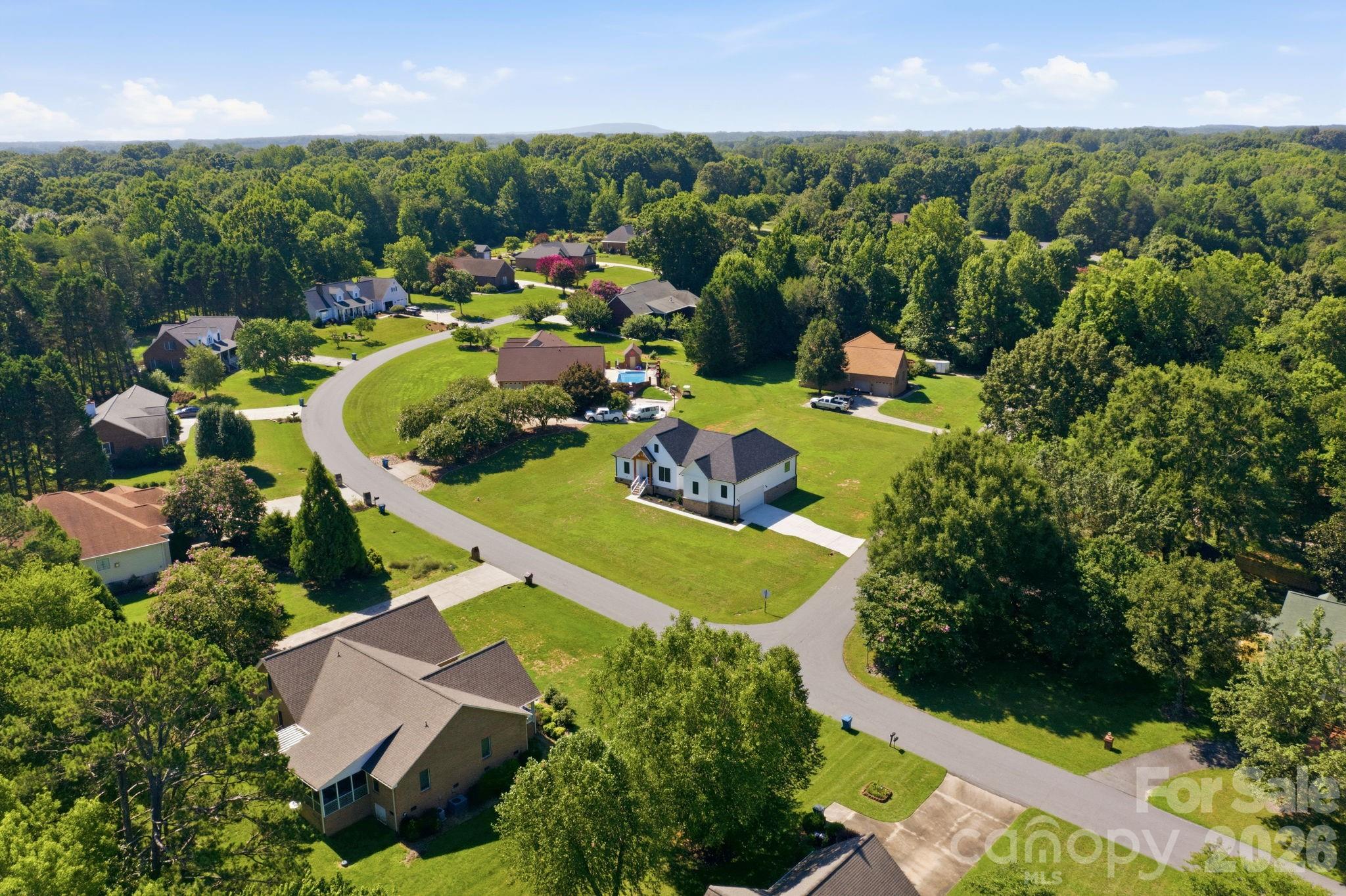 1213 Creekside Drive