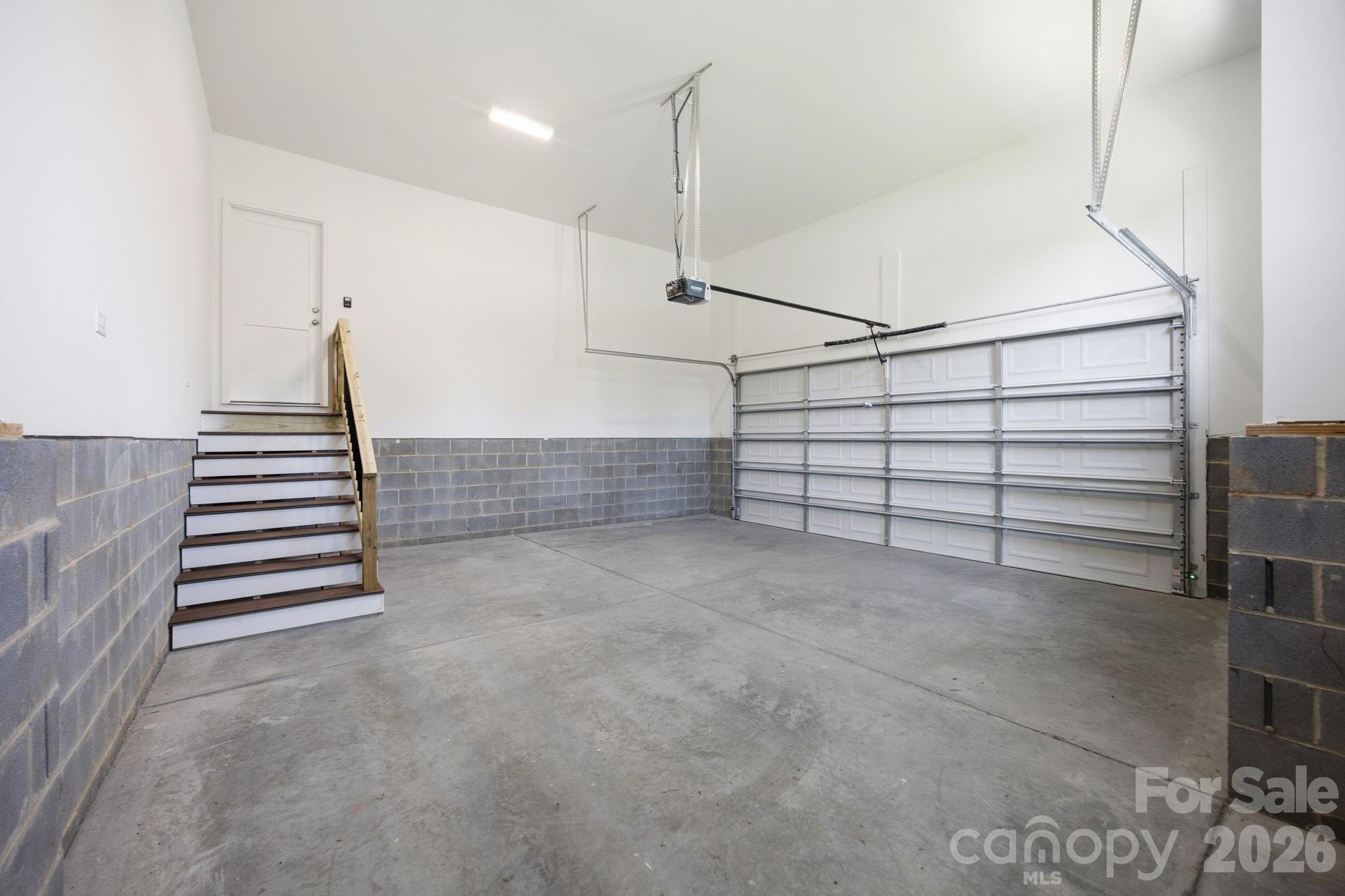 1213 Creekside Drive