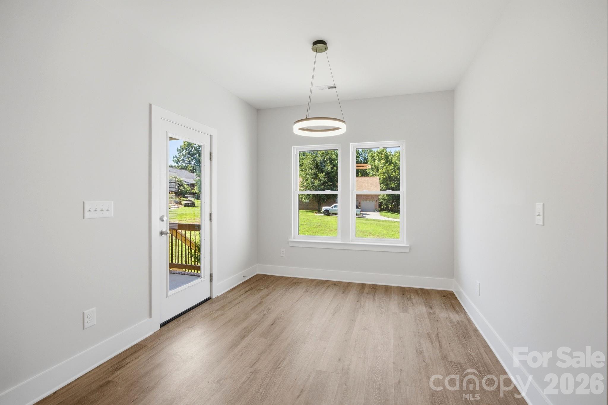 1213 Creekside Drive