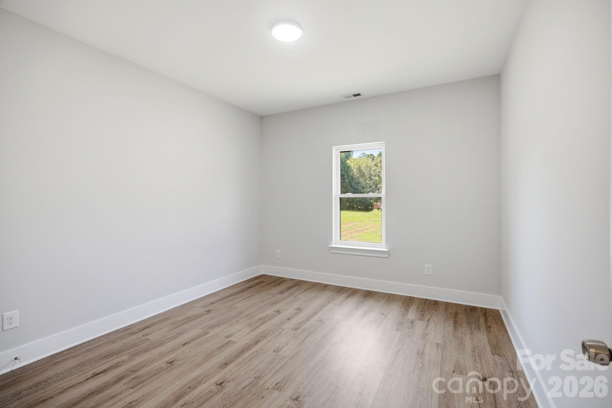 1213 Creekside Drive