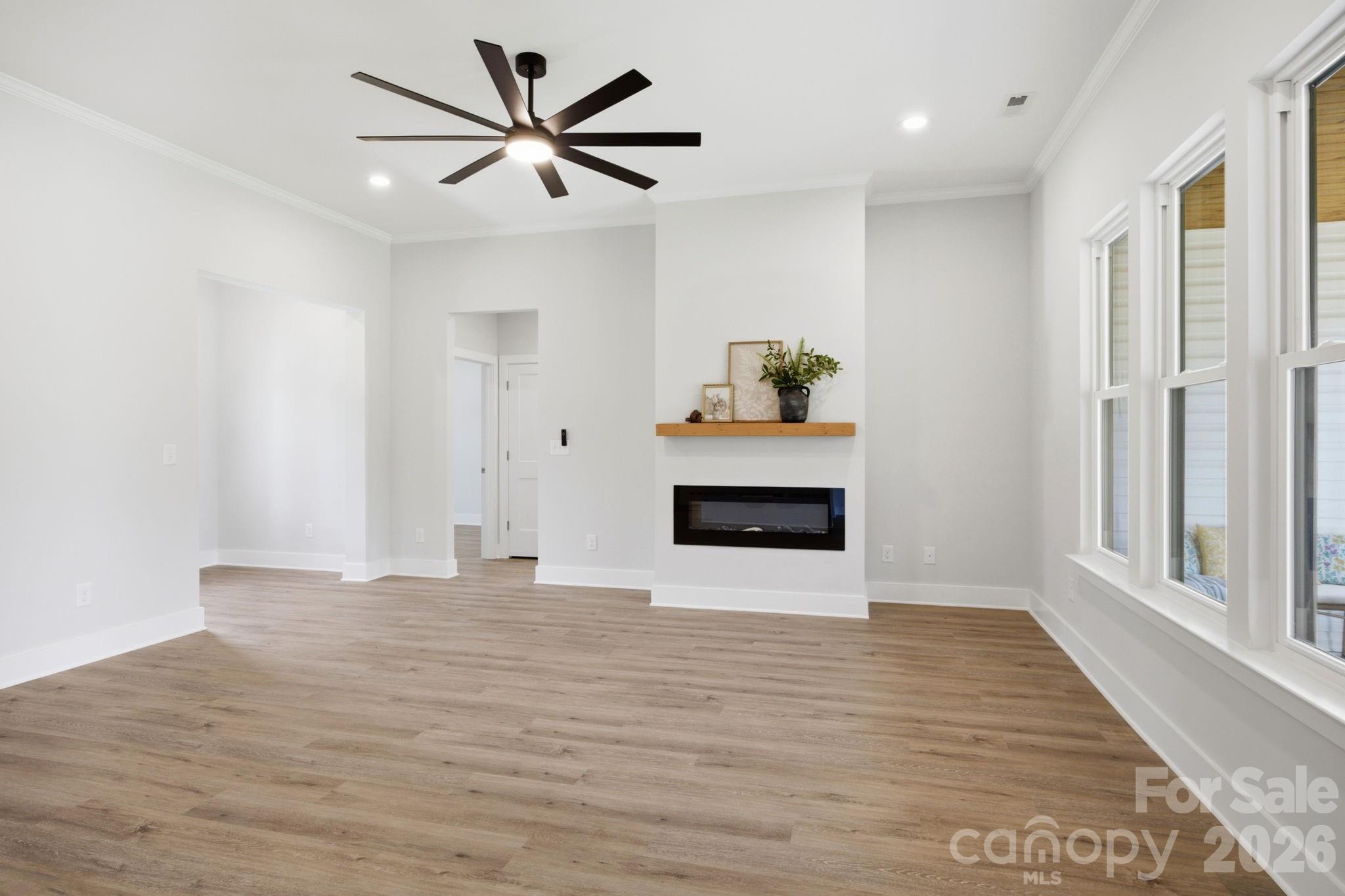 1213 Creekside Drive