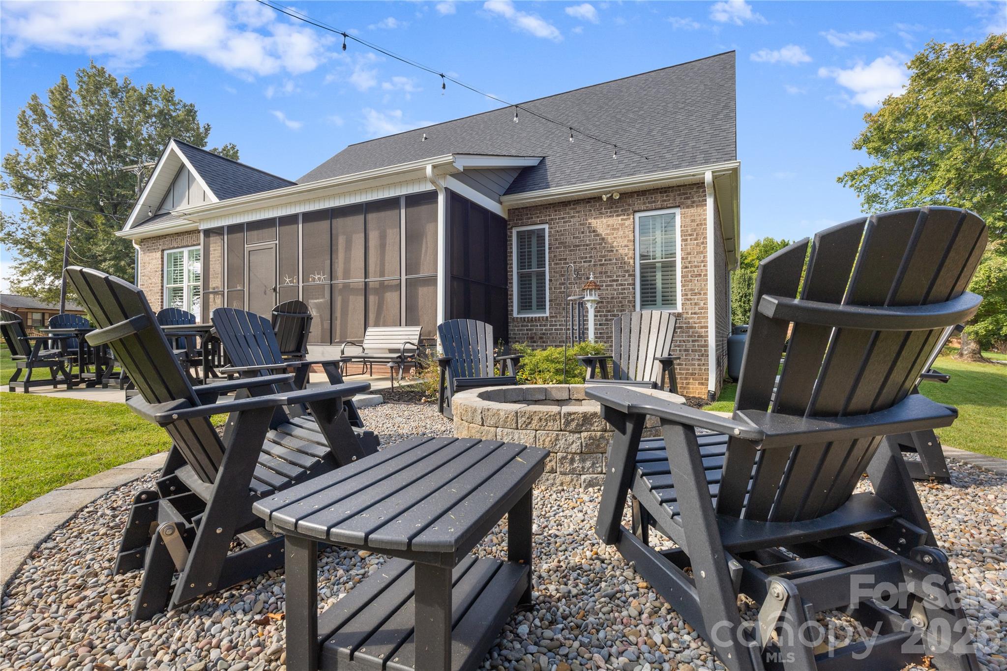 18 Wittenburg Springs Drive