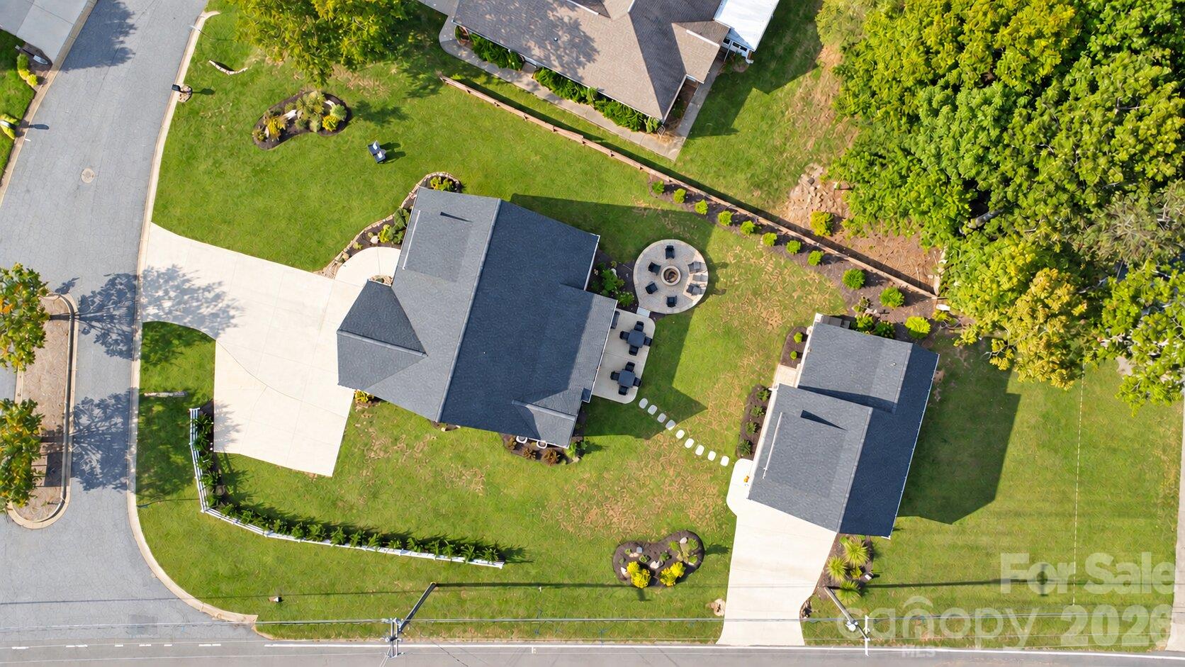 18 Wittenburg Springs Drive