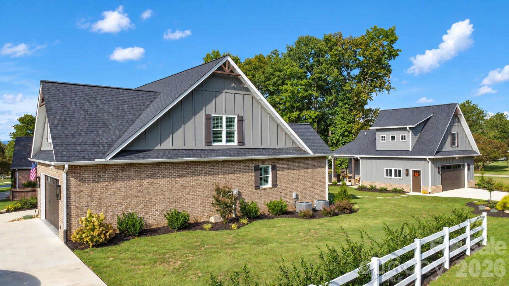 18 Wittenburg Springs Drive
