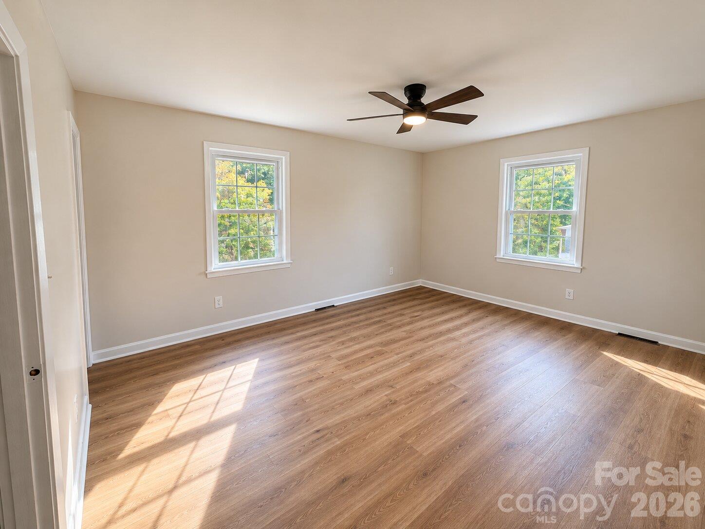 2808 28th Street NE