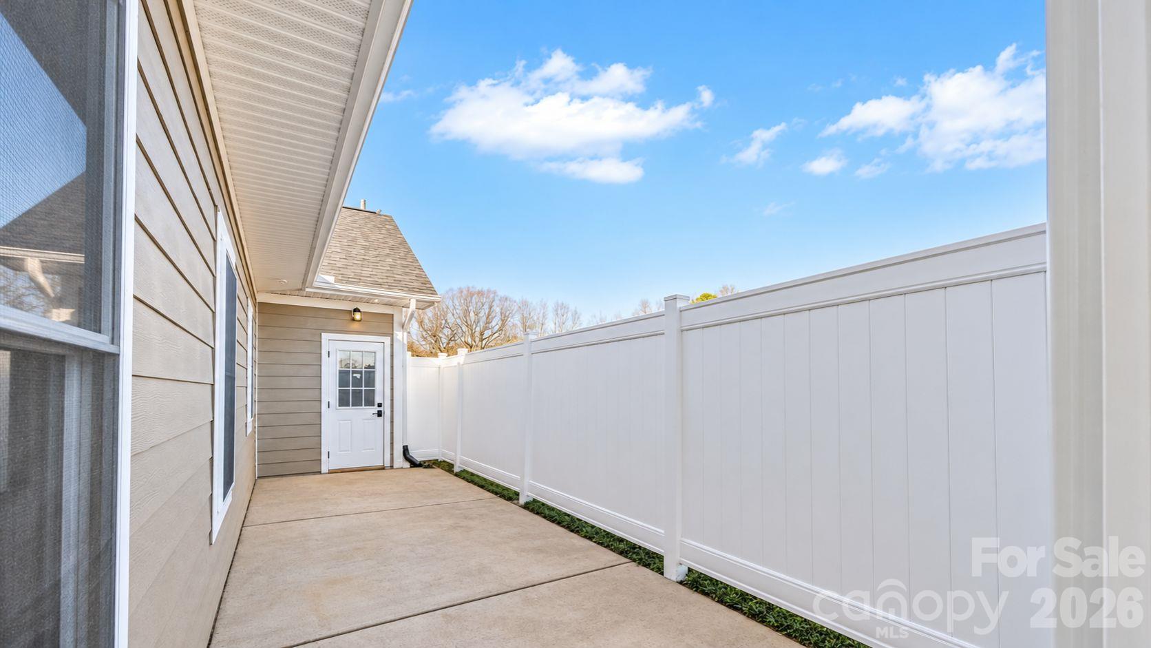 2113 24th Street Lane