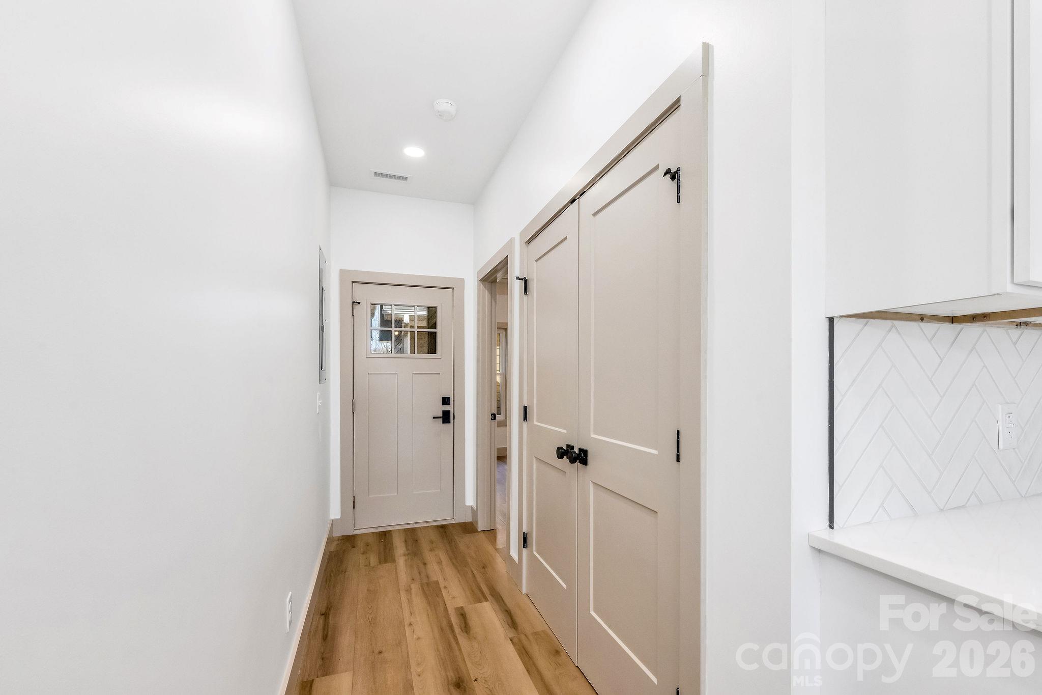 2113 24th Street Lane
