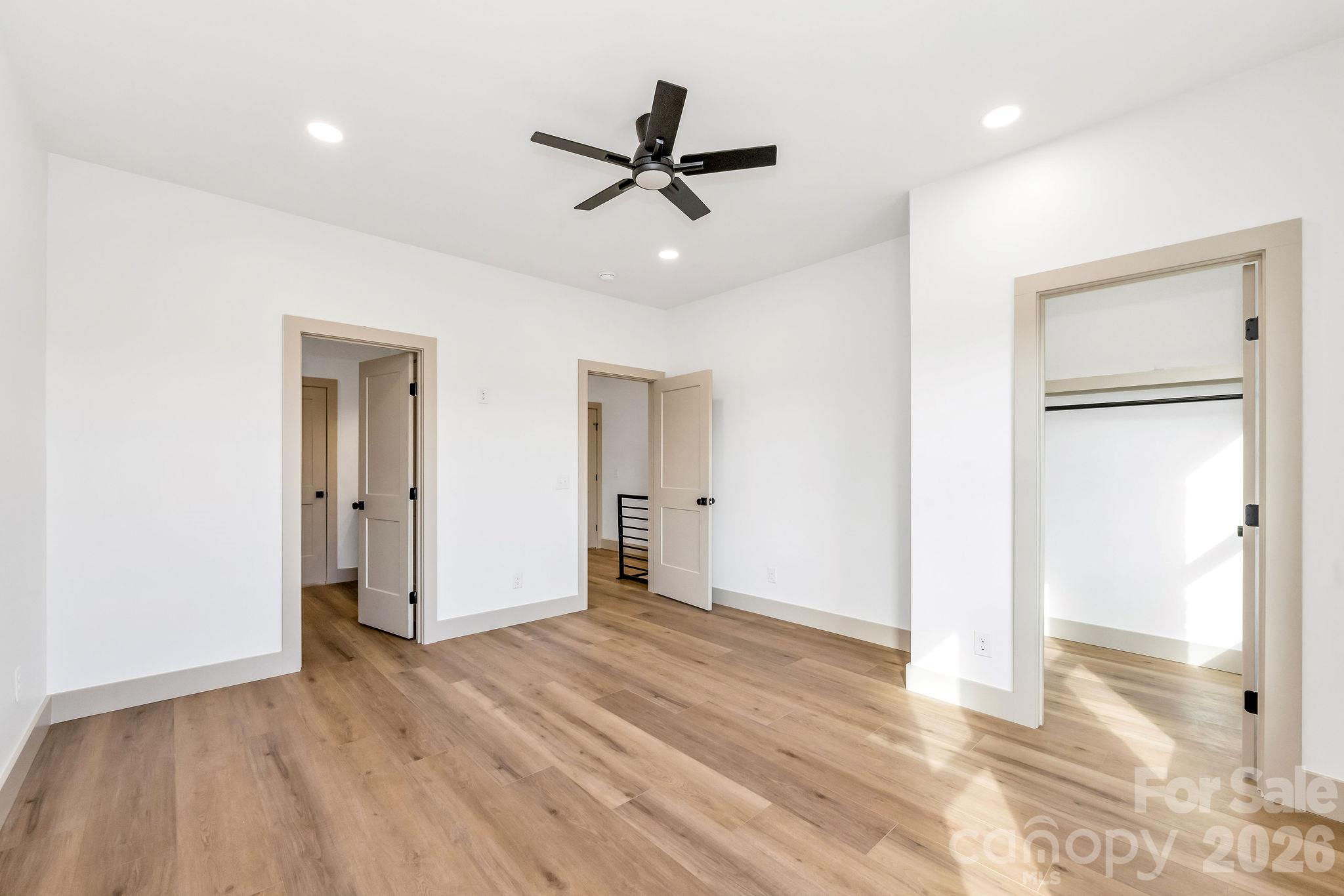 2113 24th Street Lane