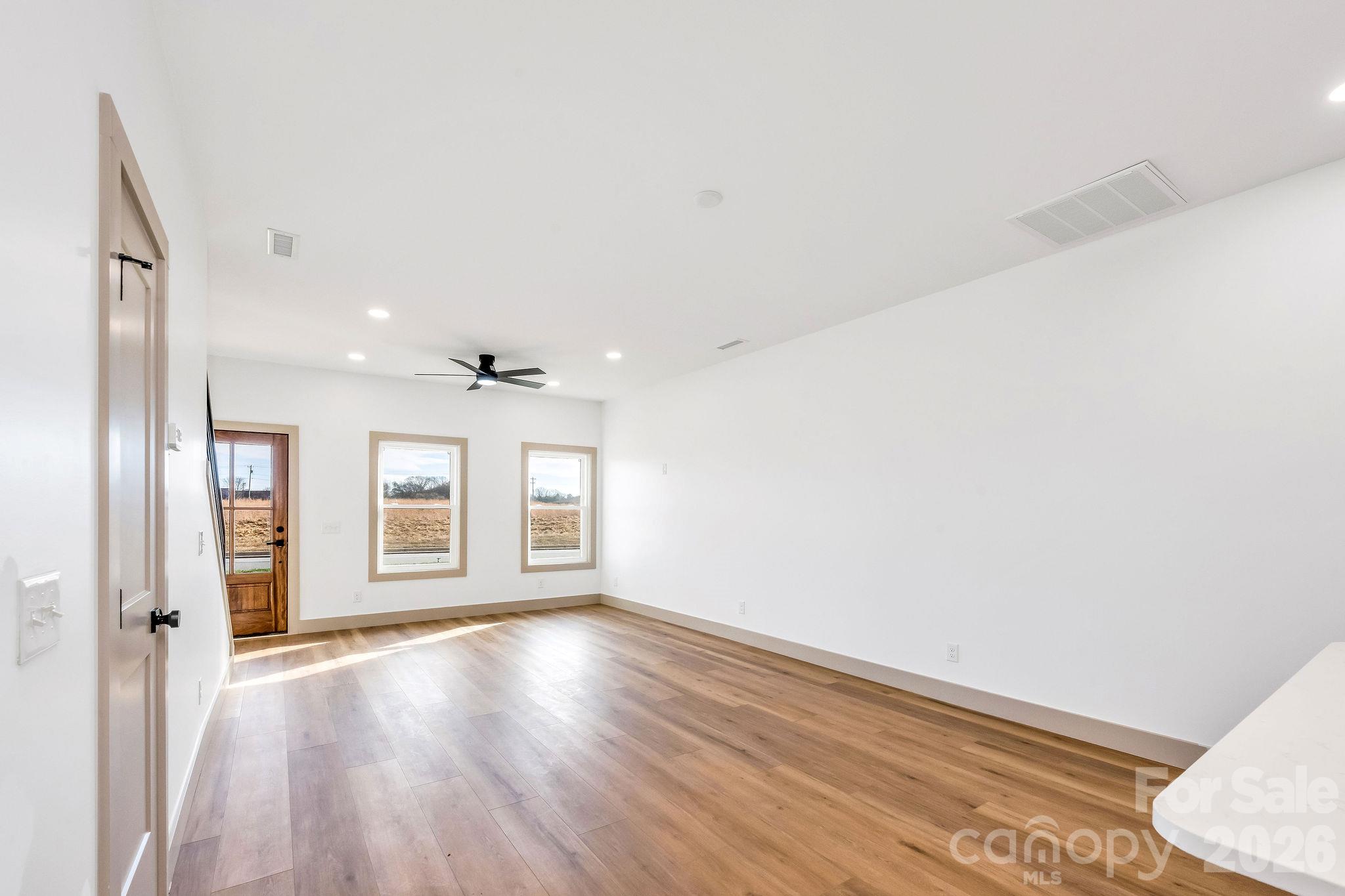 2113 24th Street Lane
