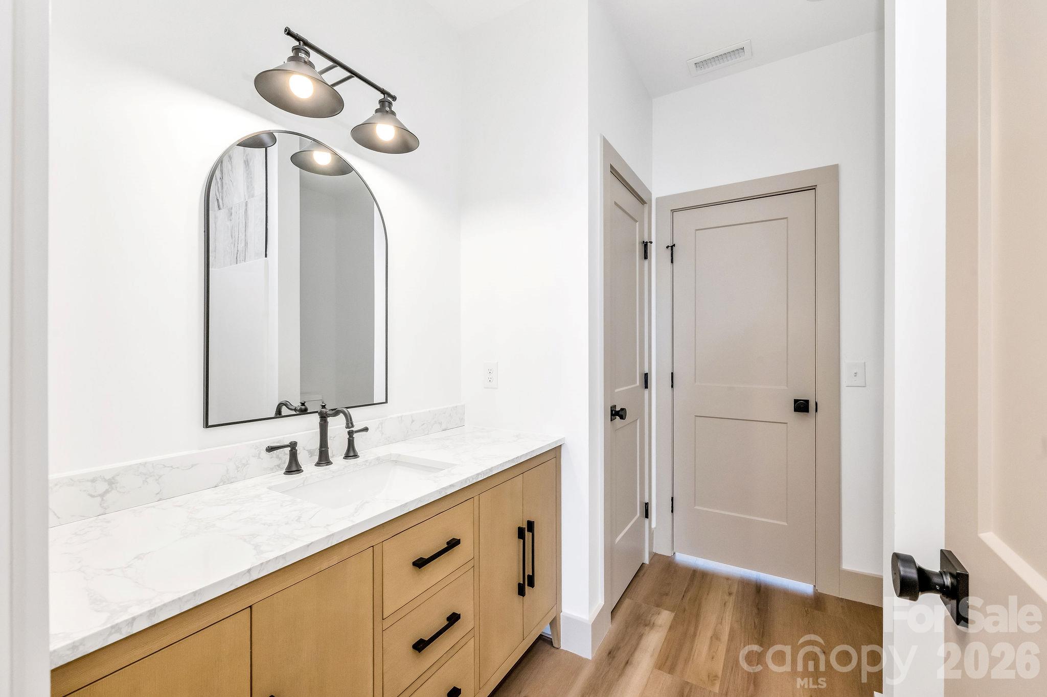 2113 24th Street Lane