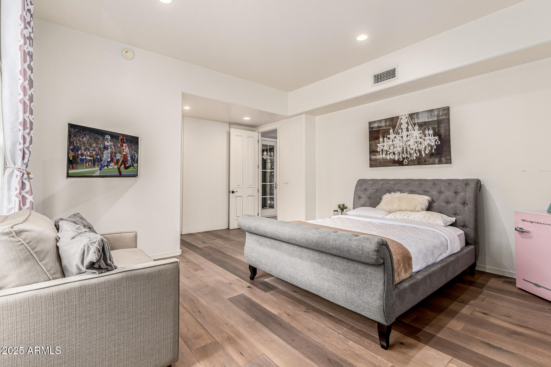 6050 N PARADISE VIEW Drive, Paradise Valley