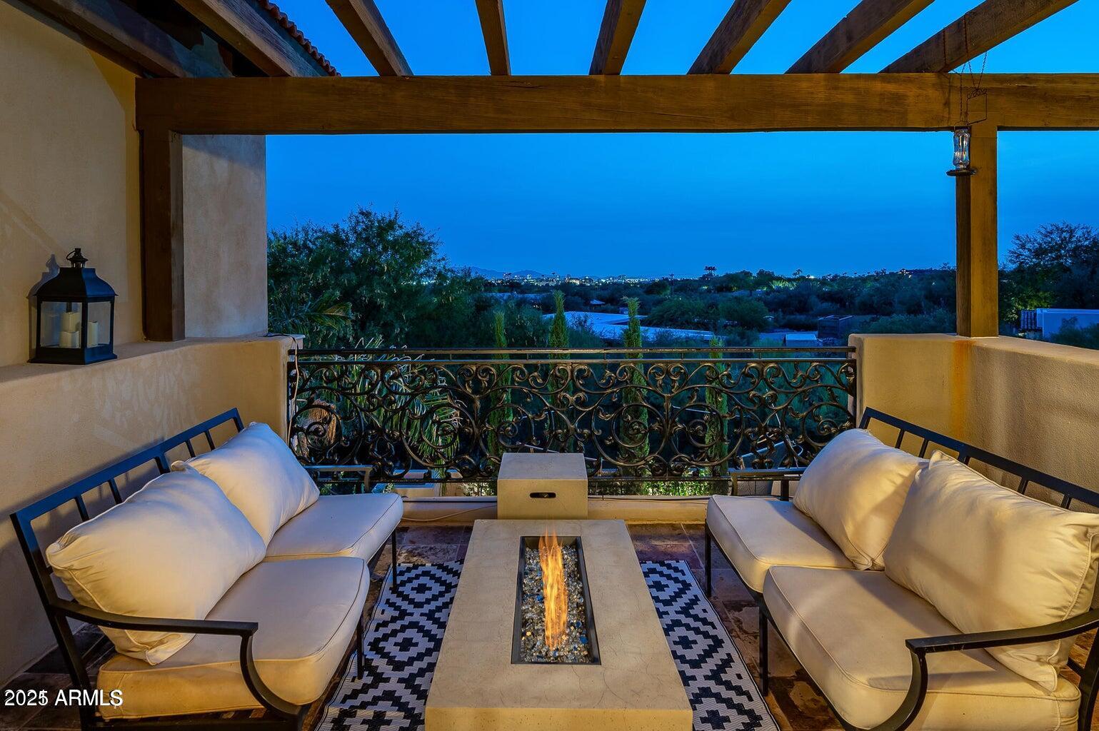 6050 N PARADISE VIEW Drive, Paradise Valley