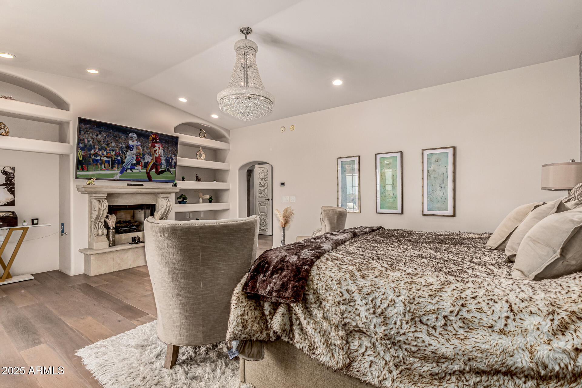 6050 N PARADISE VIEW Drive, Paradise Valley