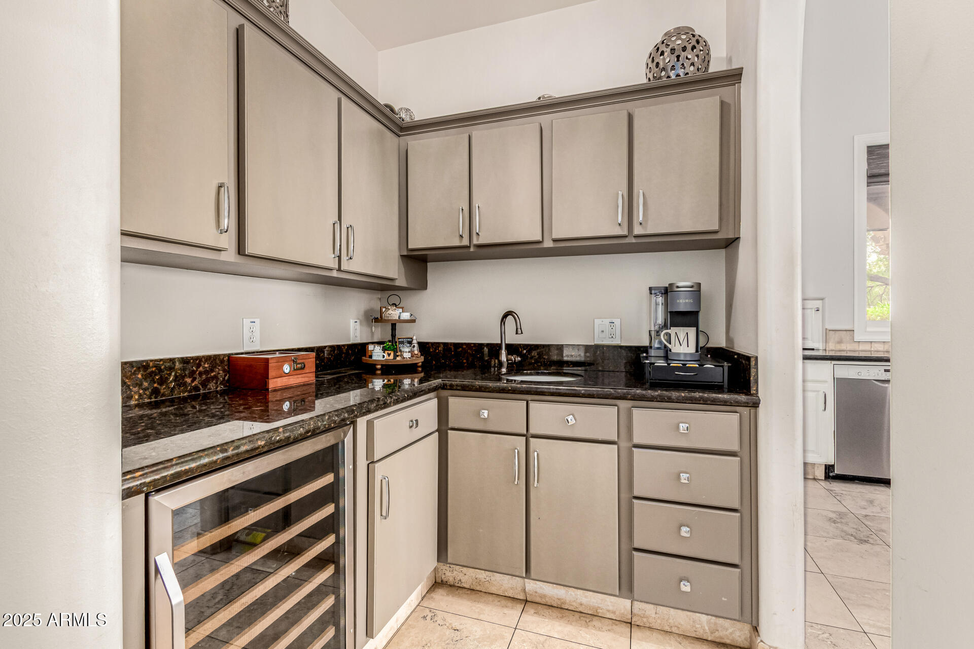 6050 N PARADISE VIEW Drive, Paradise Valley