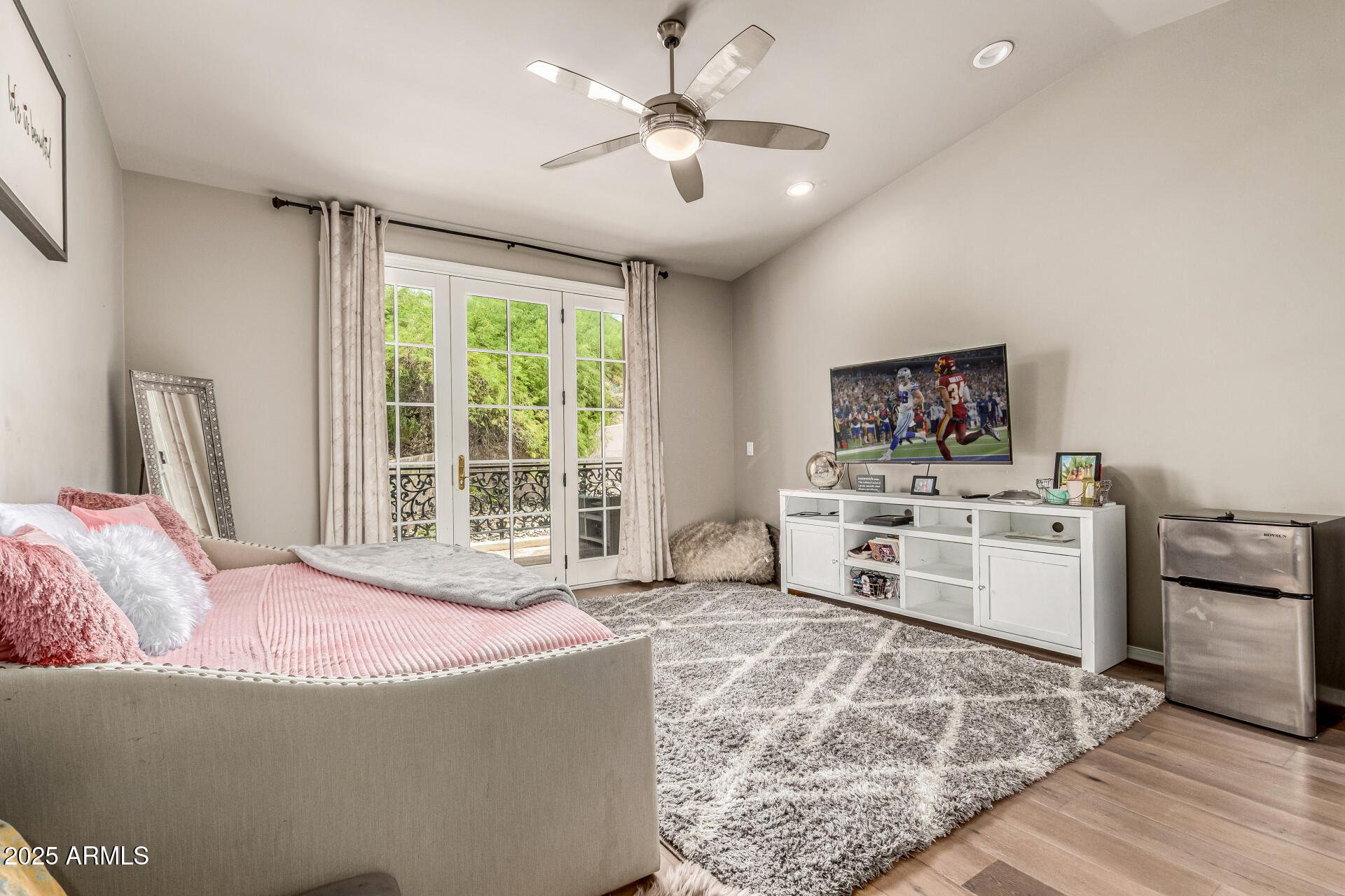 6050 N PARADISE VIEW Drive, Paradise Valley