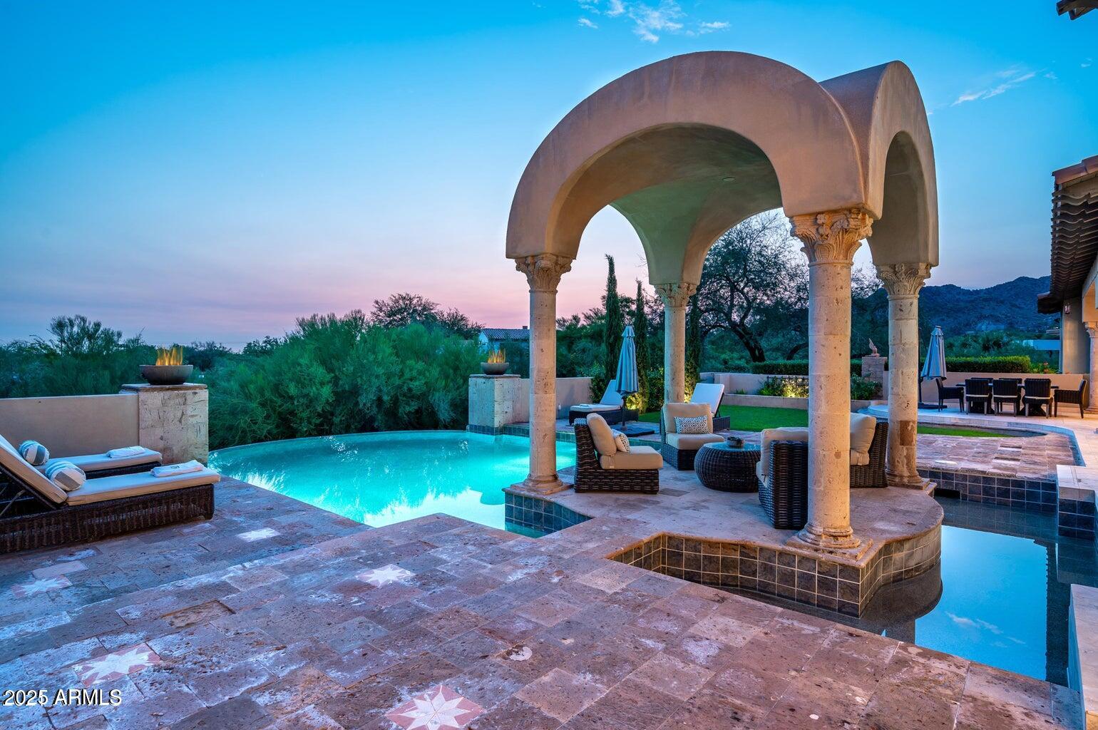 6050 N PARADISE VIEW Drive, Paradise Valley