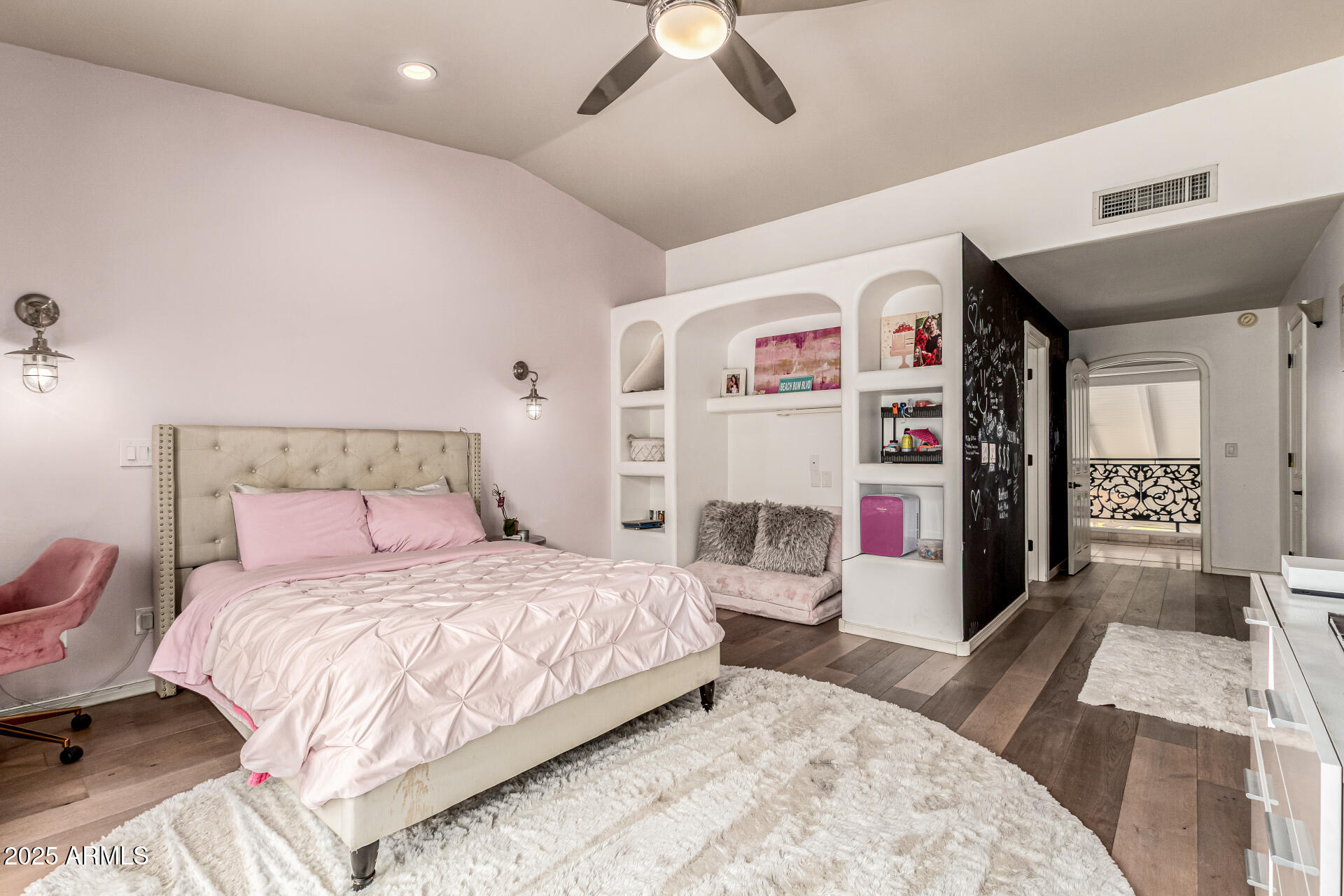 6050 N PARADISE VIEW Drive, Paradise Valley