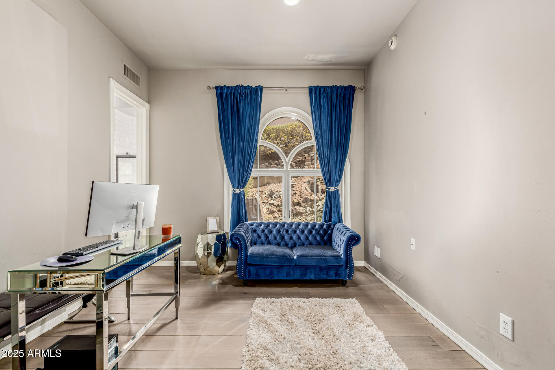 6050 N PARADISE VIEW Drive, Paradise Valley