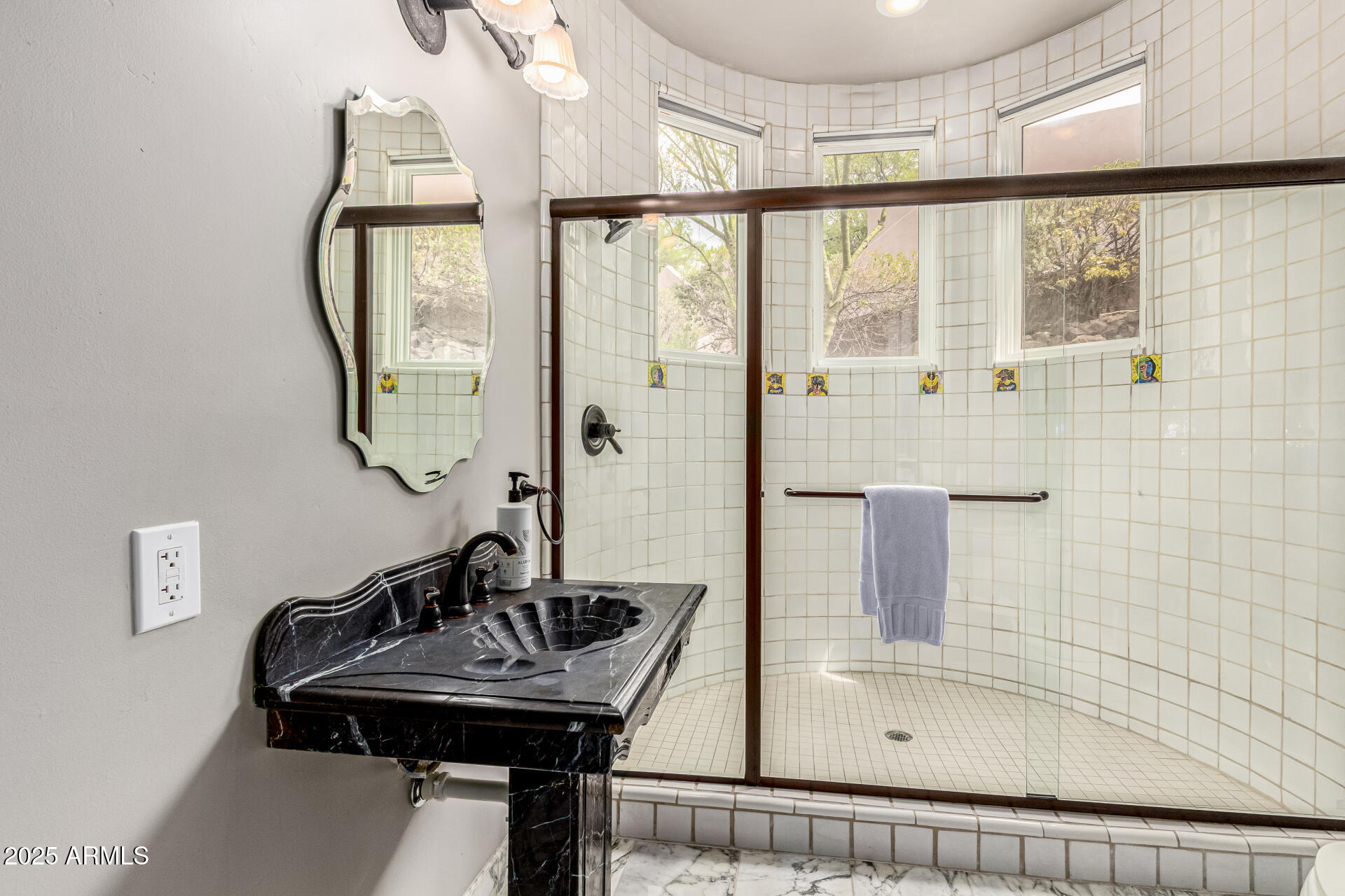 6050 N PARADISE VIEW Drive, Paradise Valley