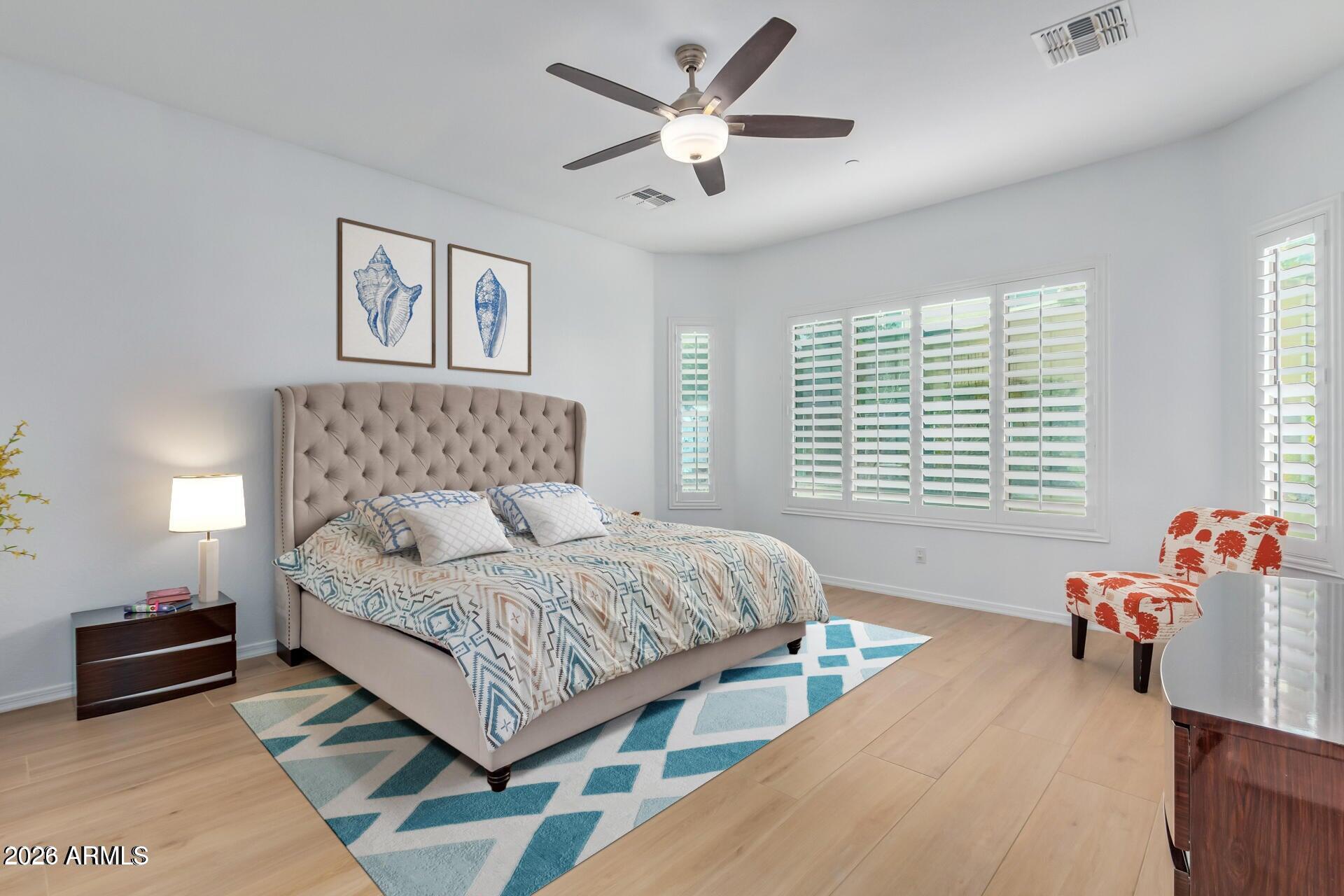 1528 W RED BIRD Road