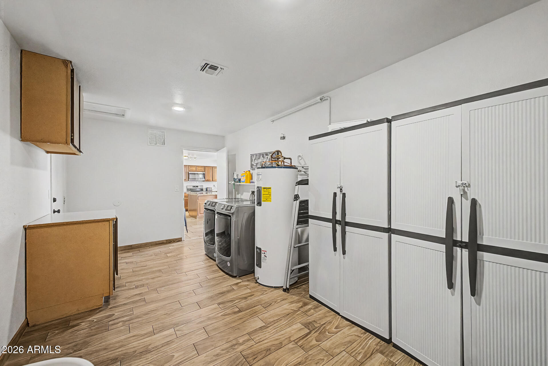 7521 E PRINCESS Drive