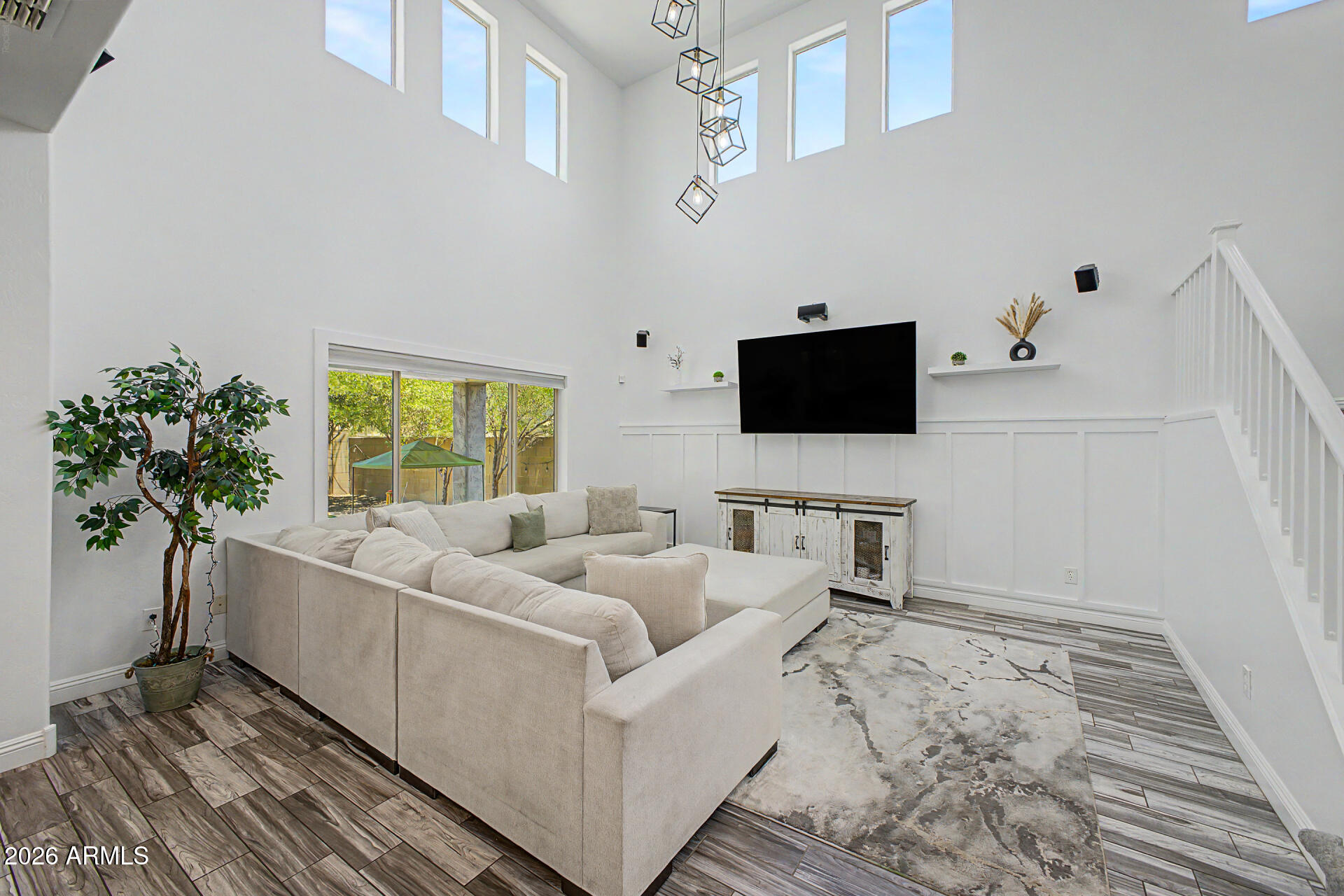 1756 W FETLOCK Trail
