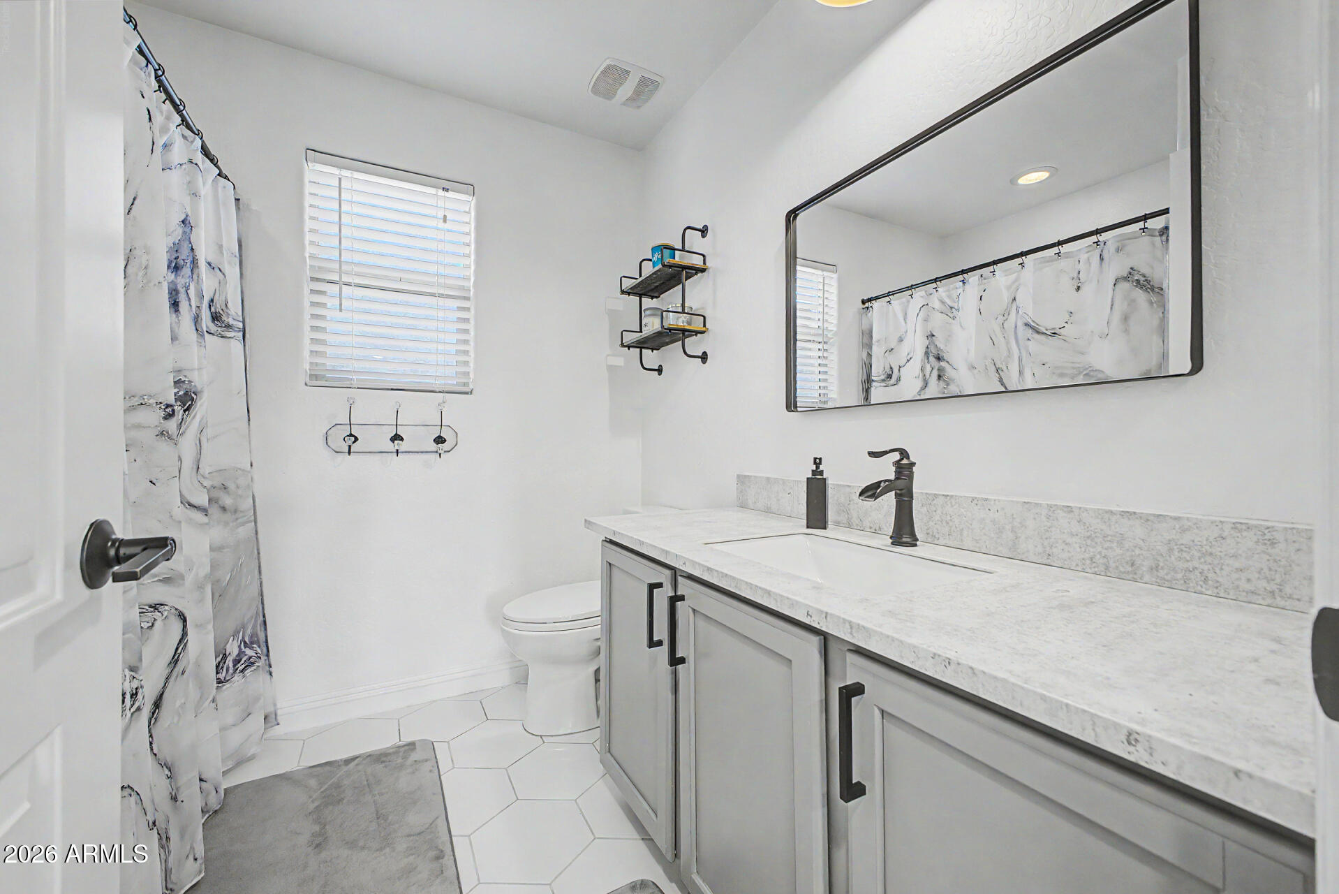 1756 W FETLOCK Trail