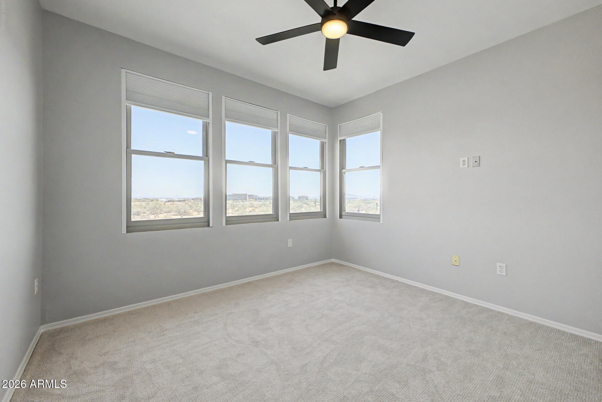 20100 N 78th Place 3073