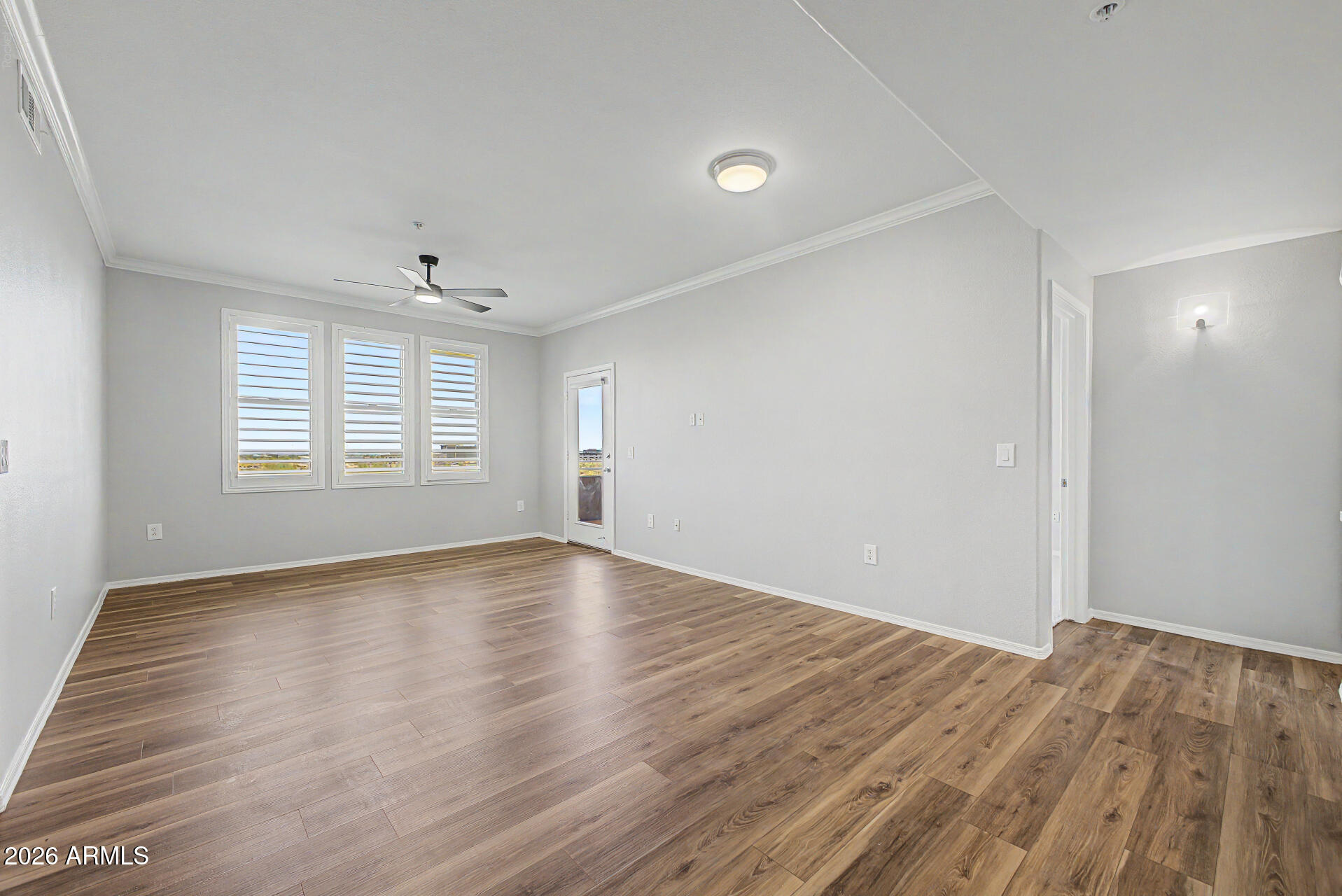 20100 N 78th Place 3073