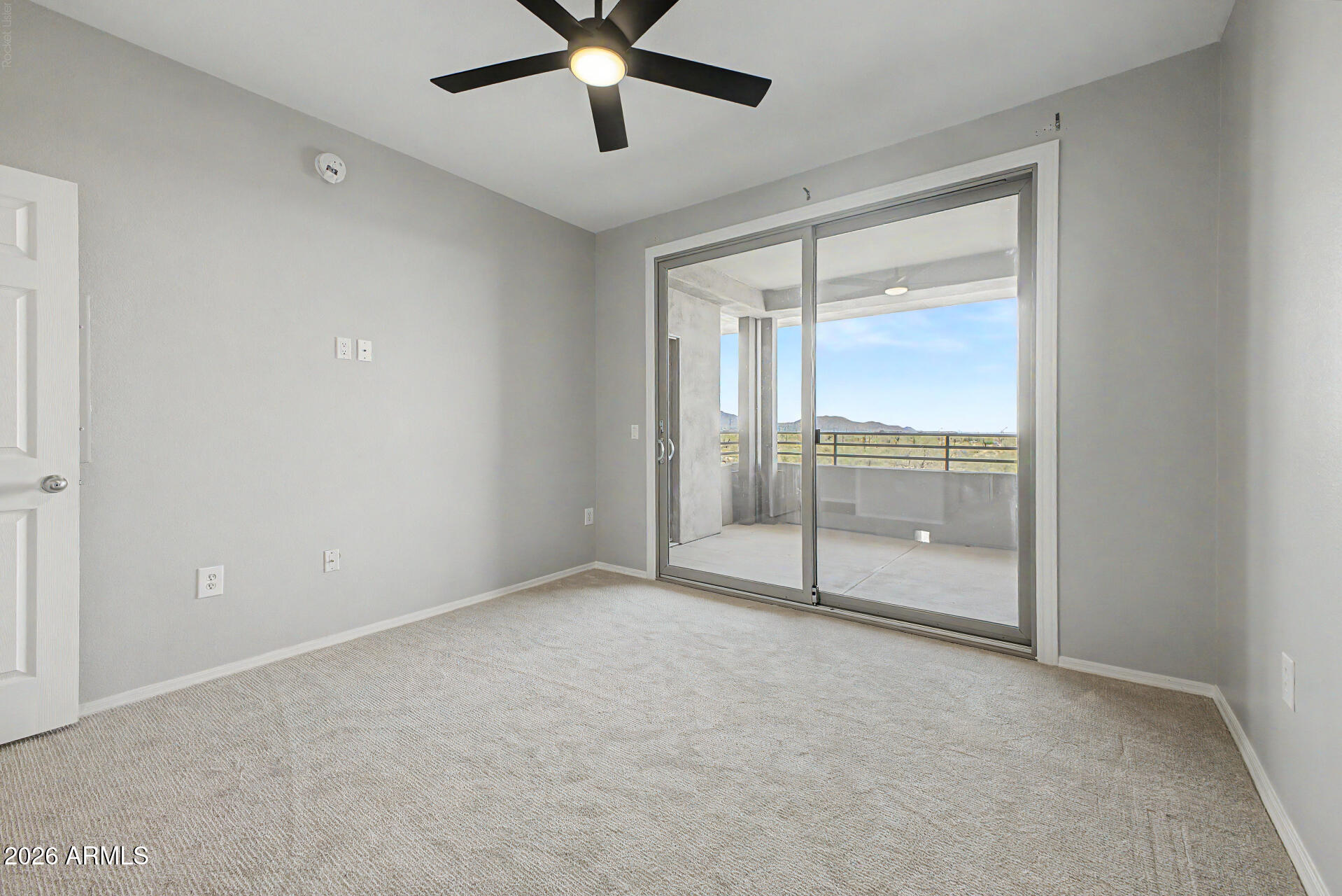 20100 N 78th Place 3073