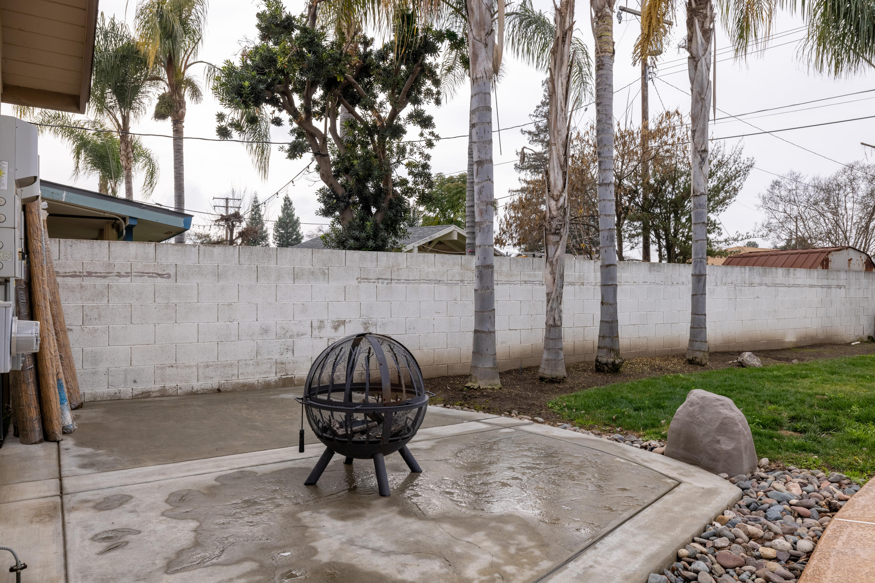 745 N Cherry Street